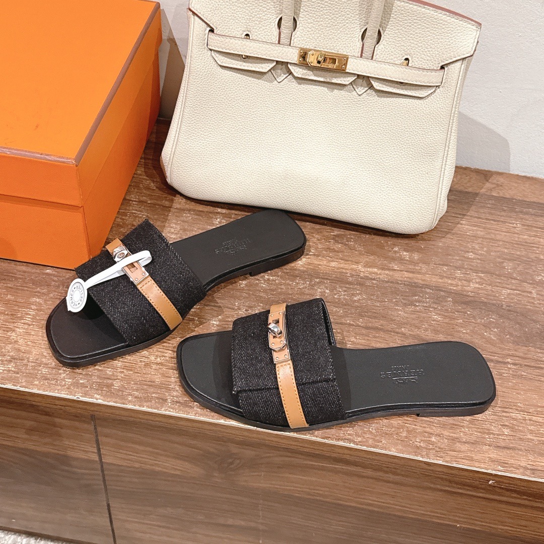 에르메스 줄리아 켈리 버클 샌들