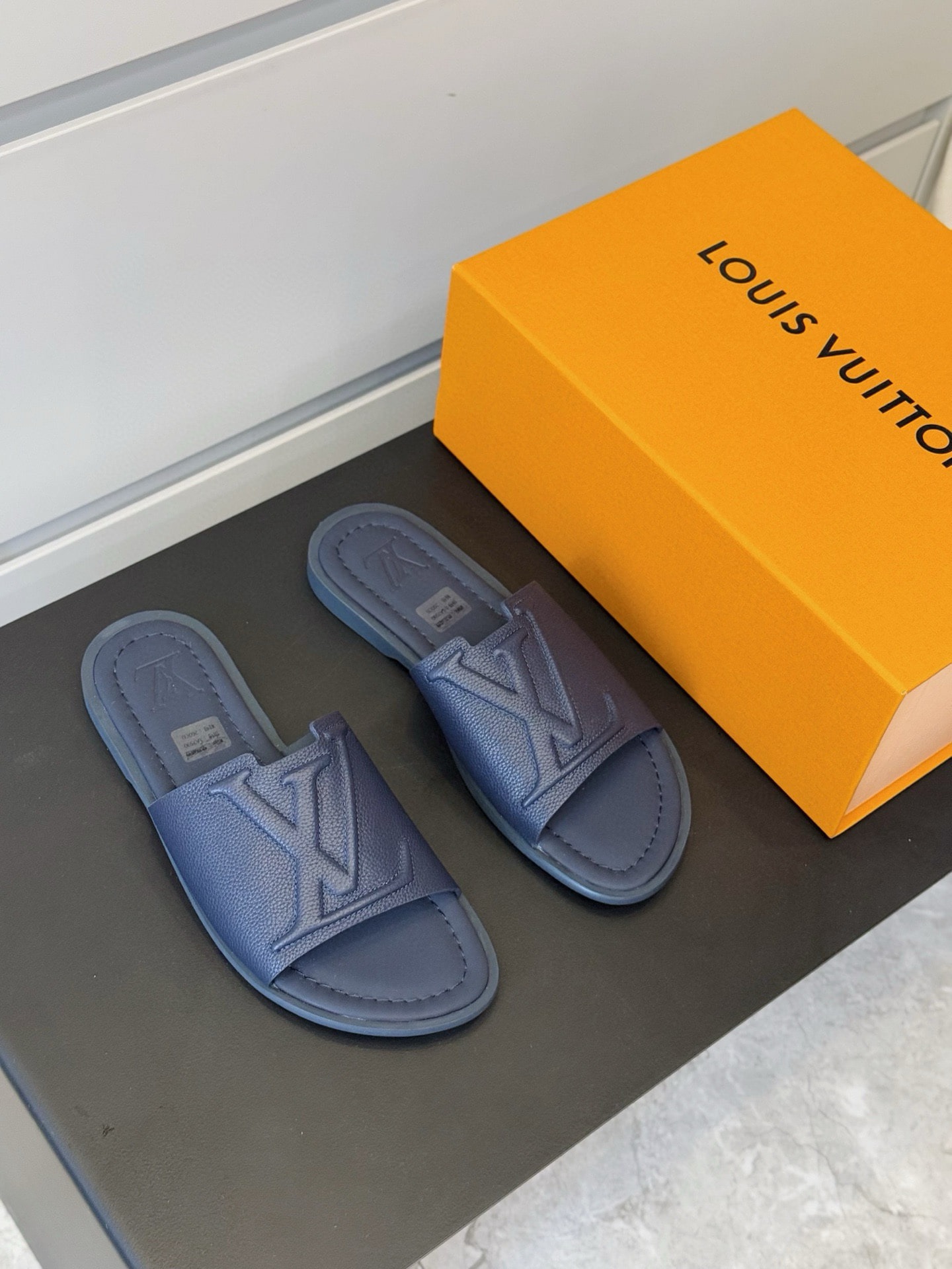 루이비통 워터프론트 슬리퍼