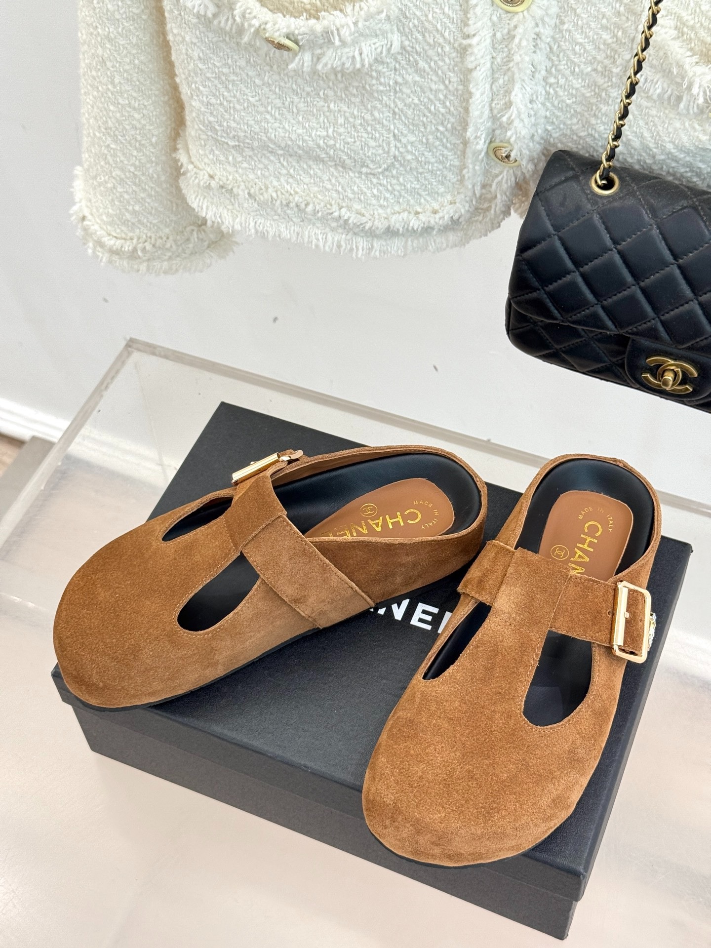 샤넬 25A 신상 심플 빈티지 버켄 슬리퍼