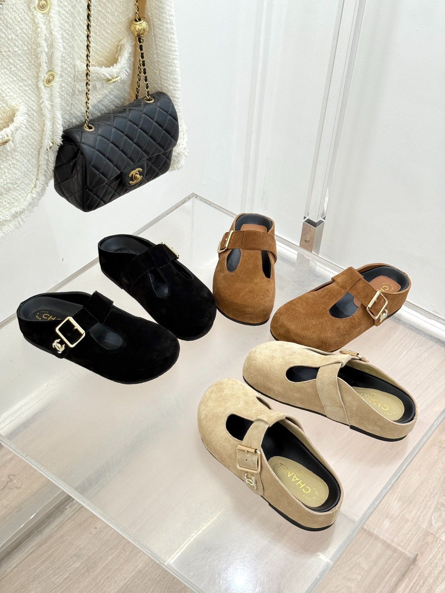 샤넬 25A 신상 심플 빈티지 버켄 슬리퍼