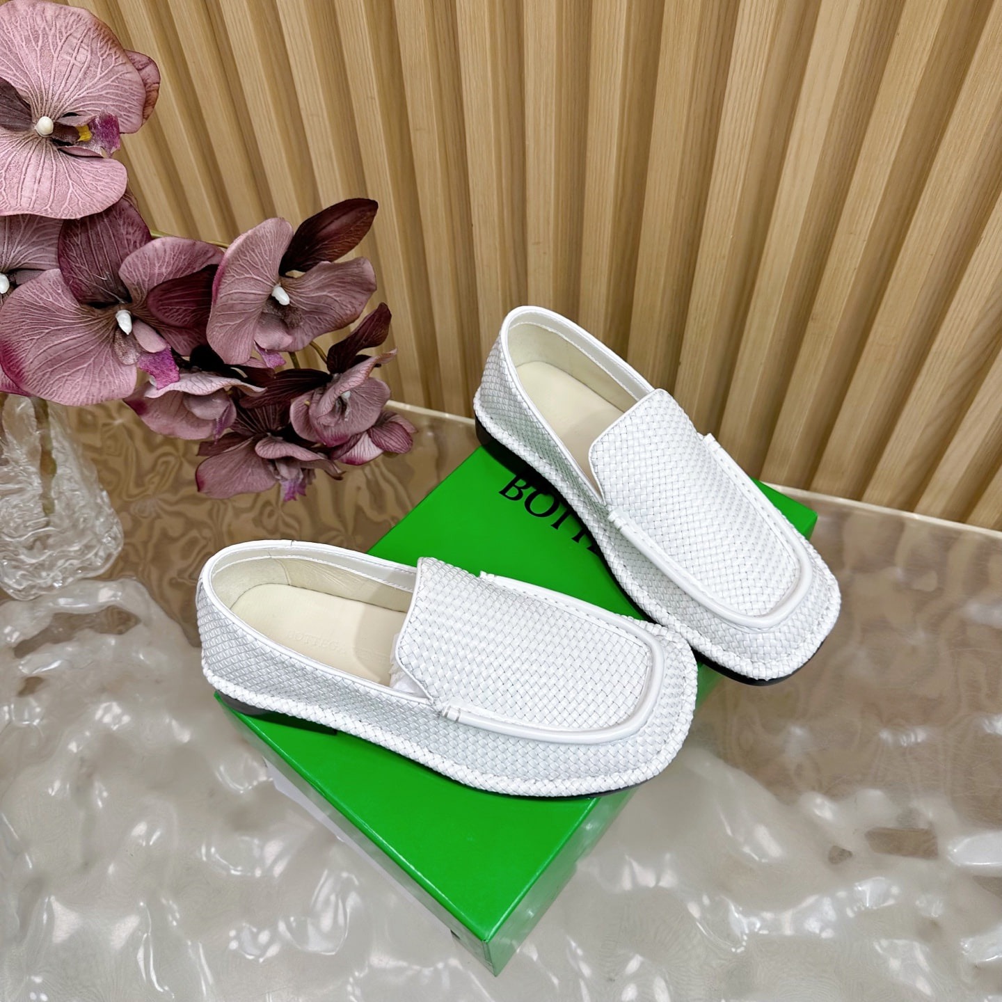 보테가베네타 25 커플형 로퍼