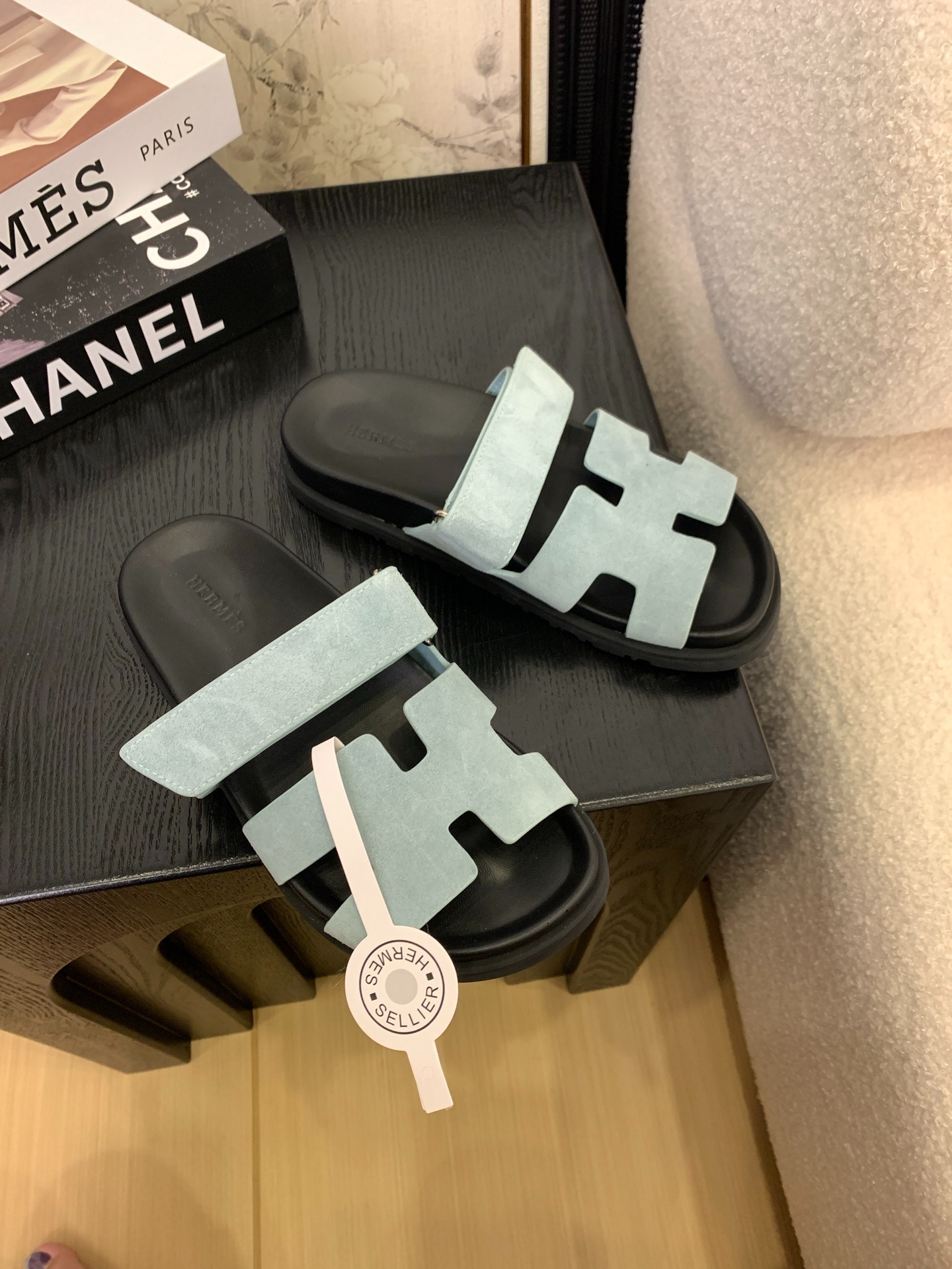 에르메스 레트로 슬리퍼 샌들