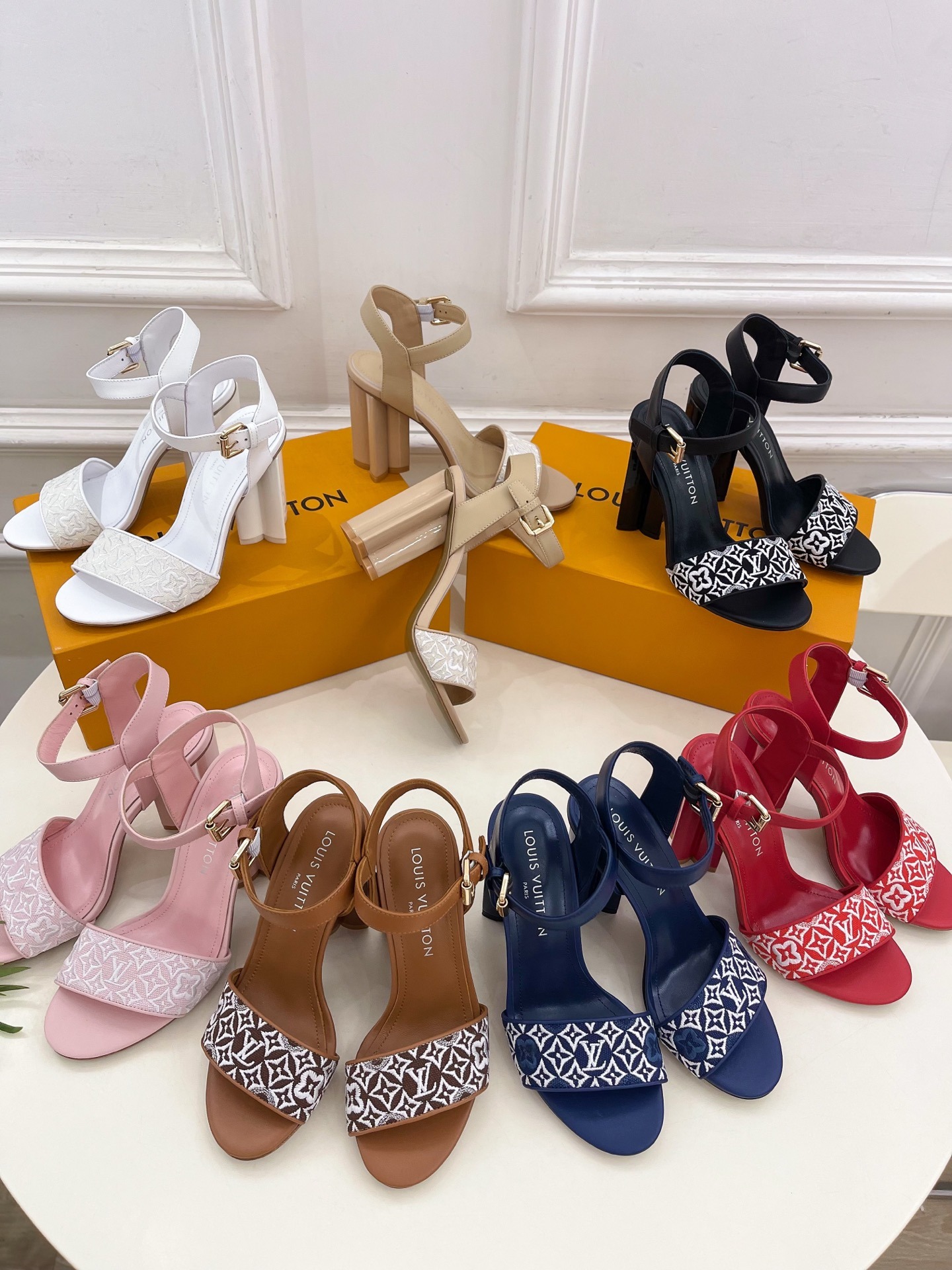 루이비통 25 신상 샌들