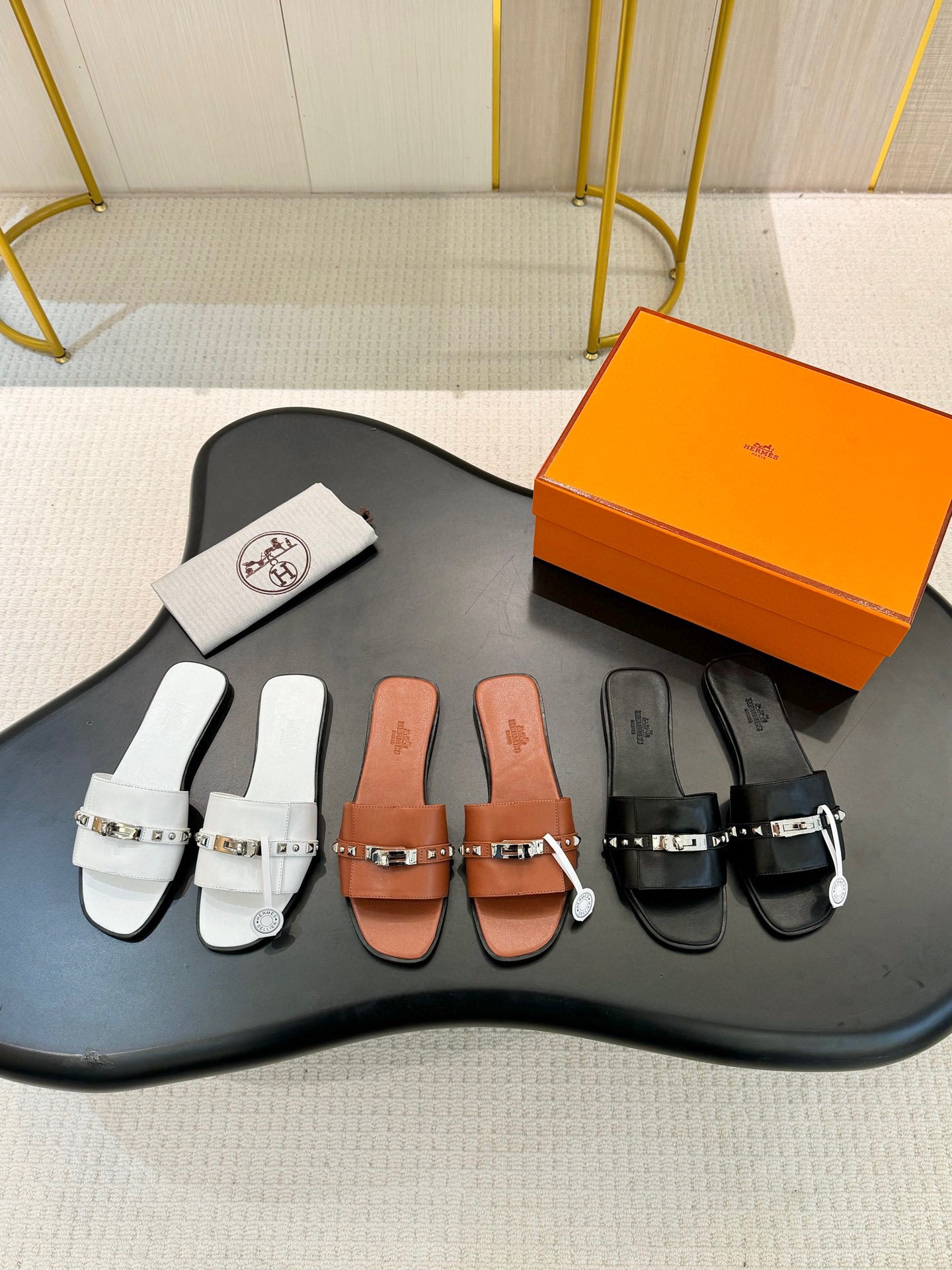 에르메스 플랫 슬리퍼