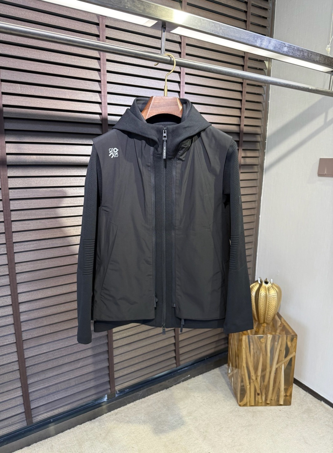 로에베 FW2025 신상 니트 패치 점퍼