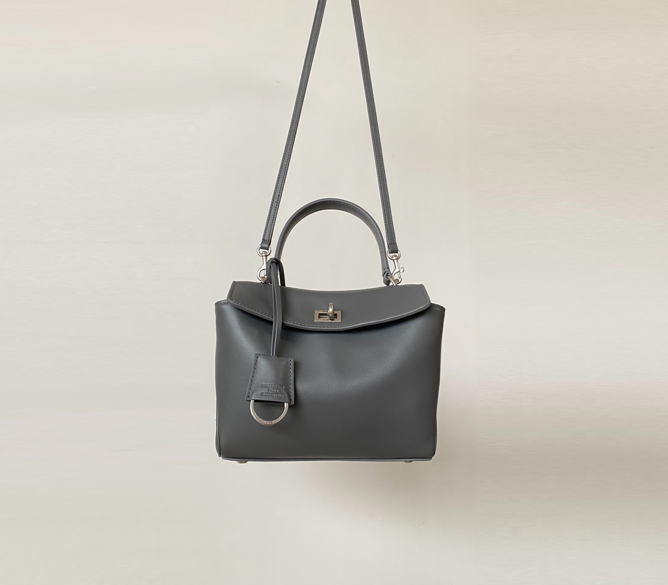 발렌시아가 24SS 로데오 미니 백