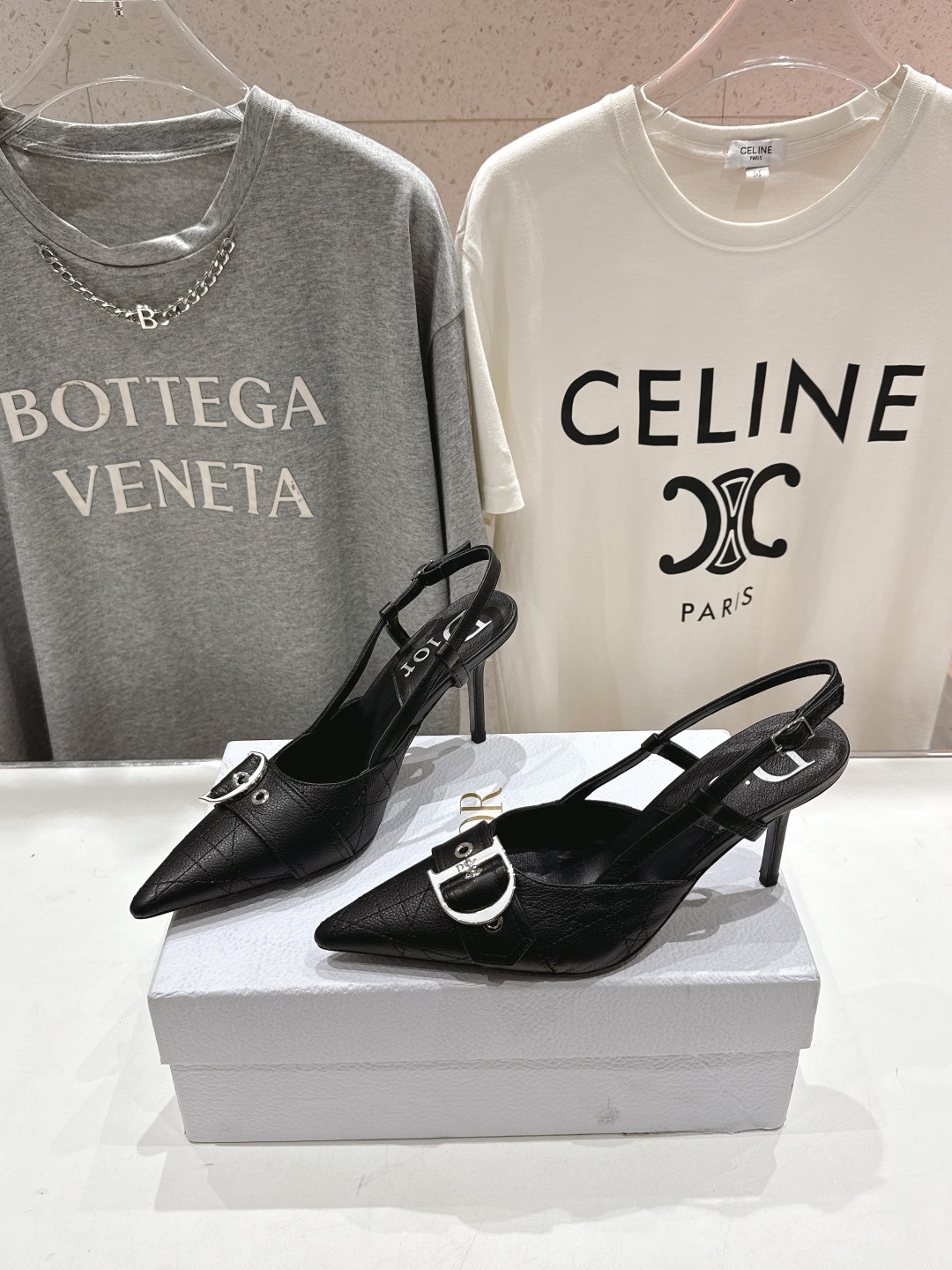 디올 25ss 봄여름 신상 블록 스타일 힐 샌들