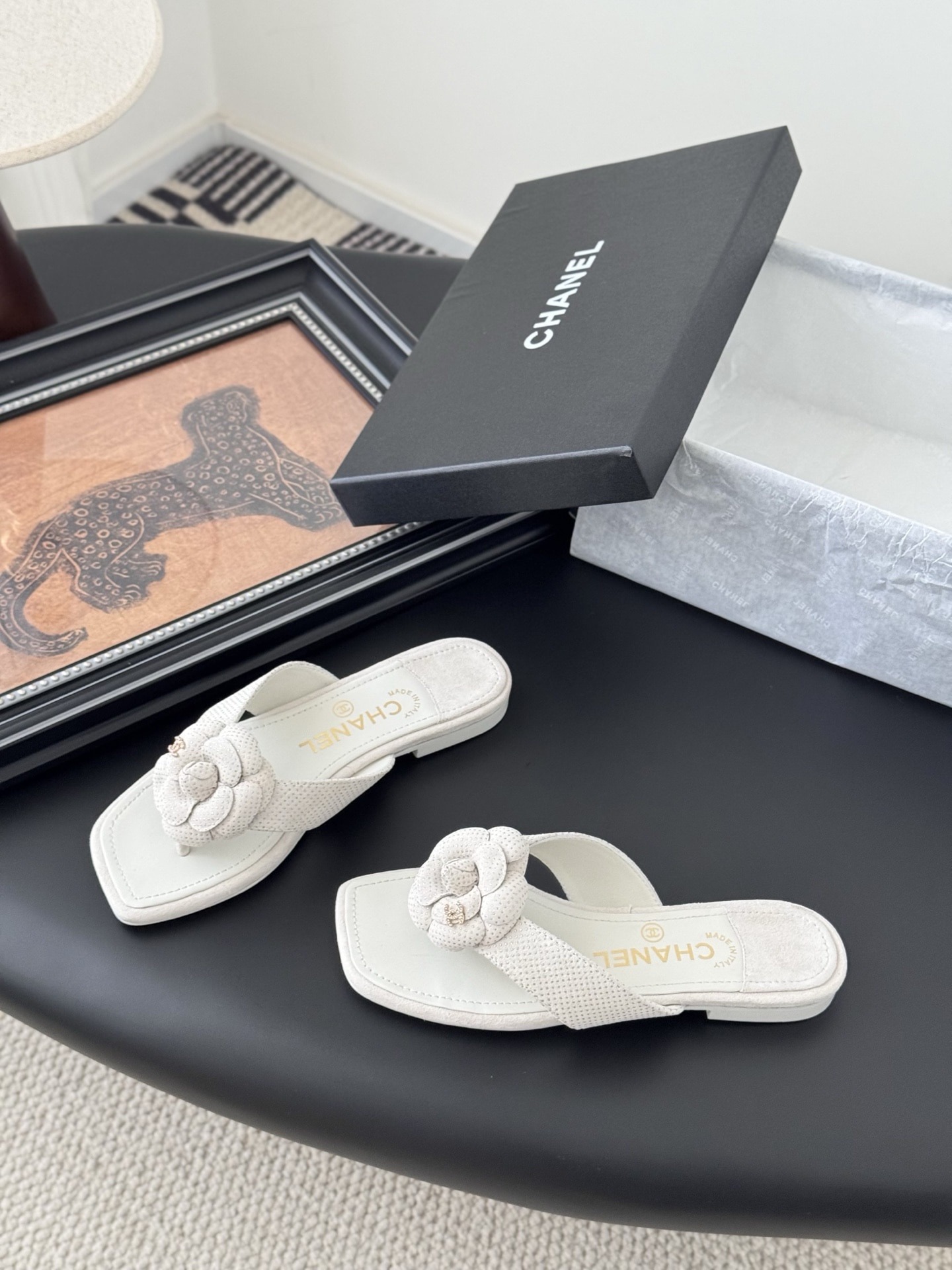 샤넬 25K 봄여름 신상 슬리퍼