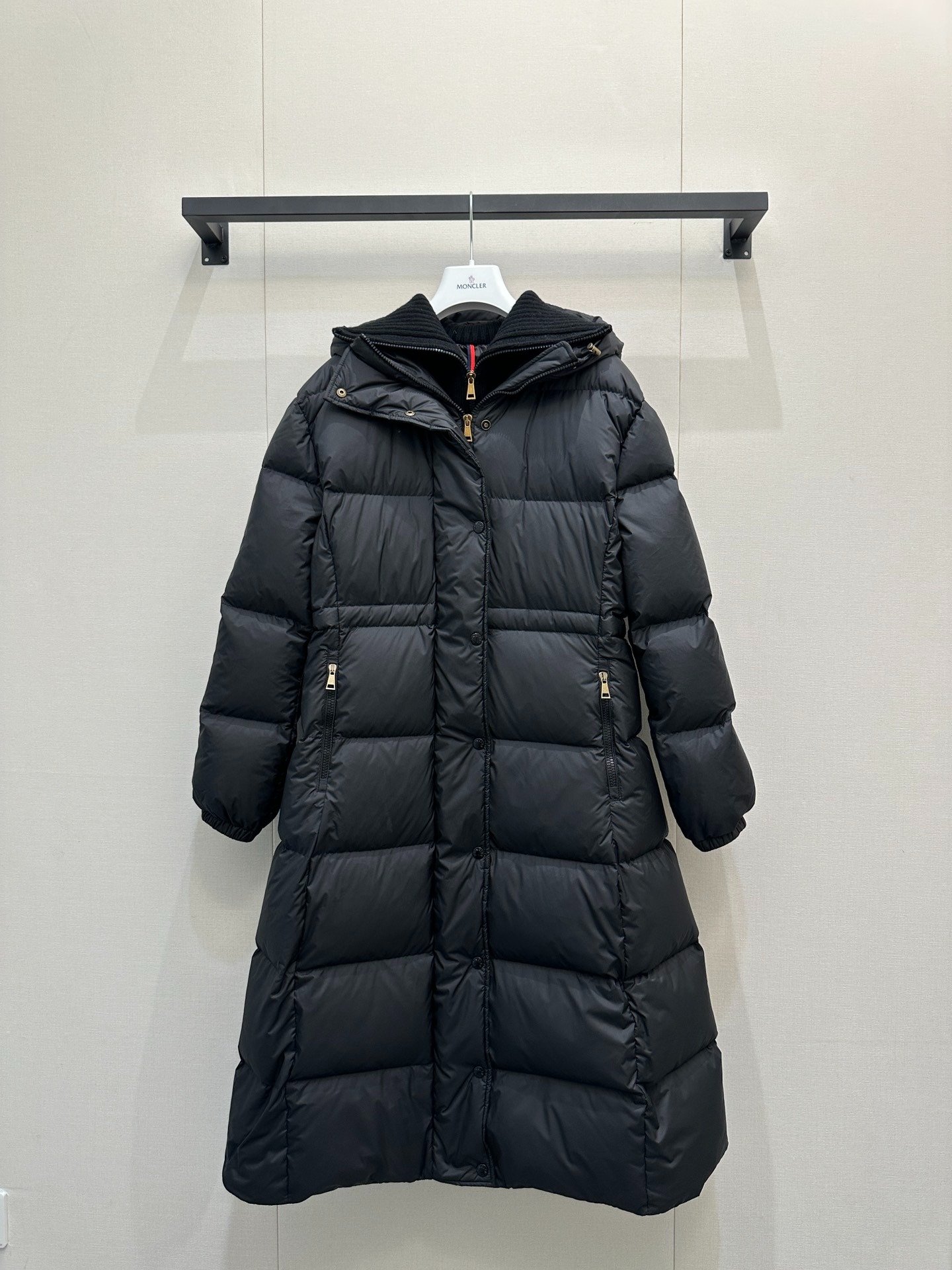 몽클레어 25 신상 후드 패치 니트 롱 패딩