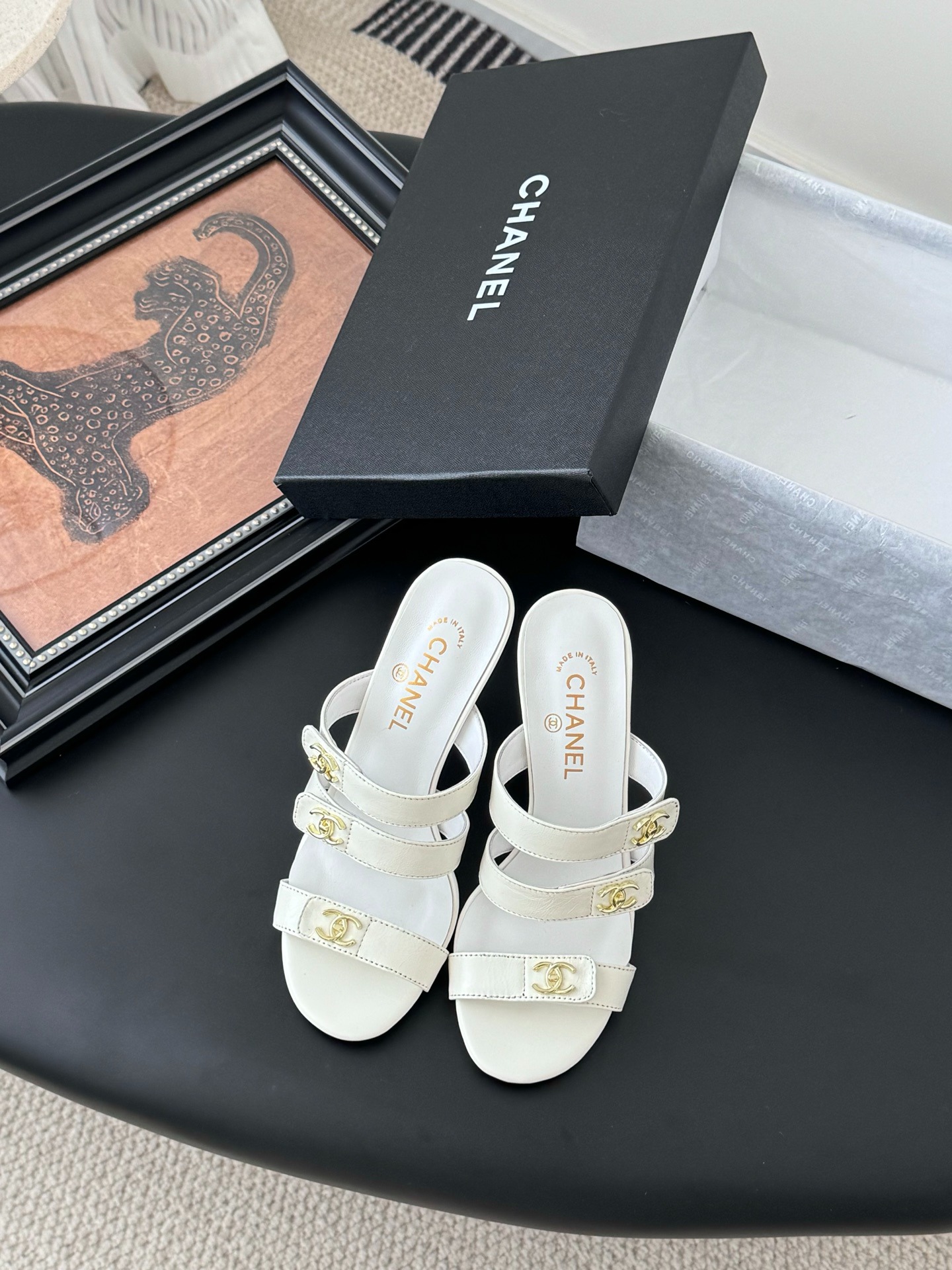샤넬 25P 봄여름 신상 샌들