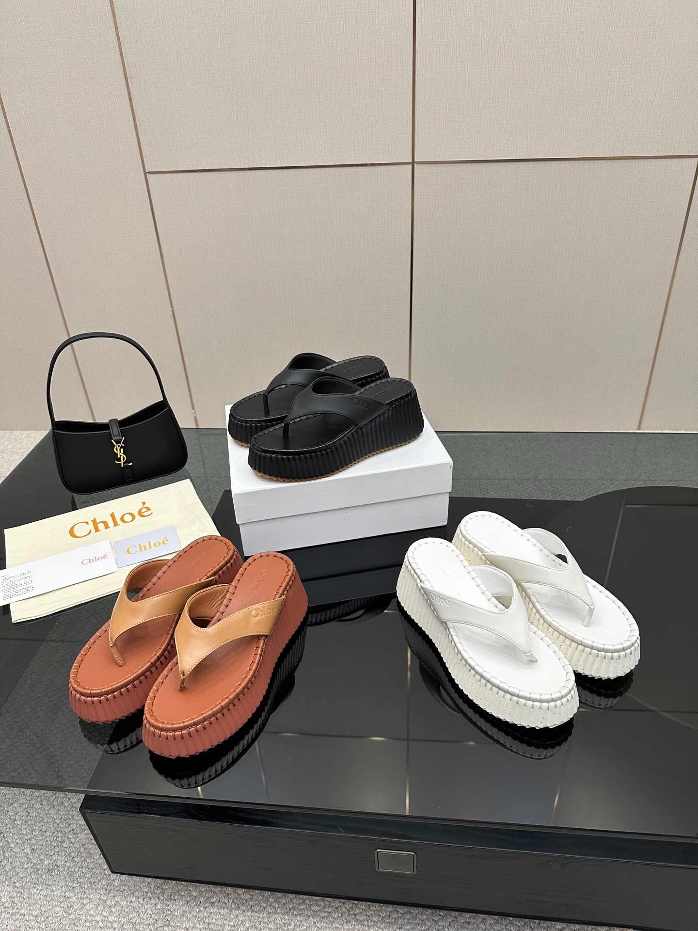 클로애 최신 라인 통굽 쪼리