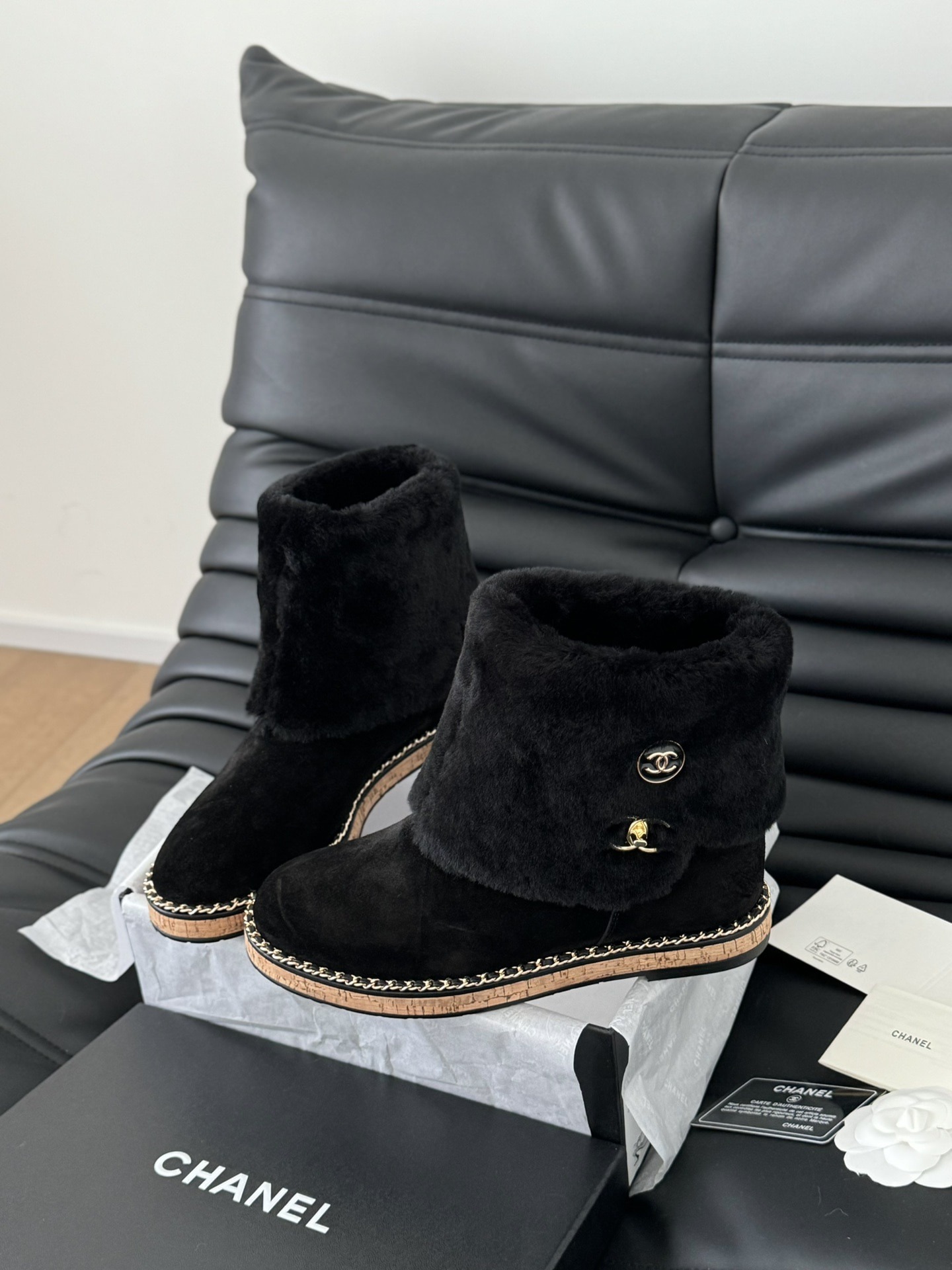 샤넬 25B 신상 스노우부츠