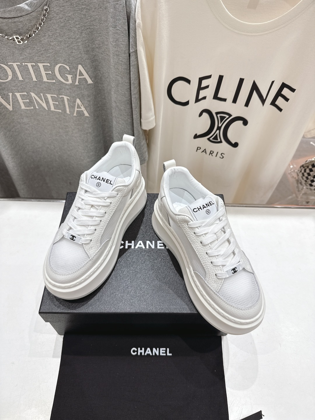 샤넬 2025ss 최신 통굽 스니커즈