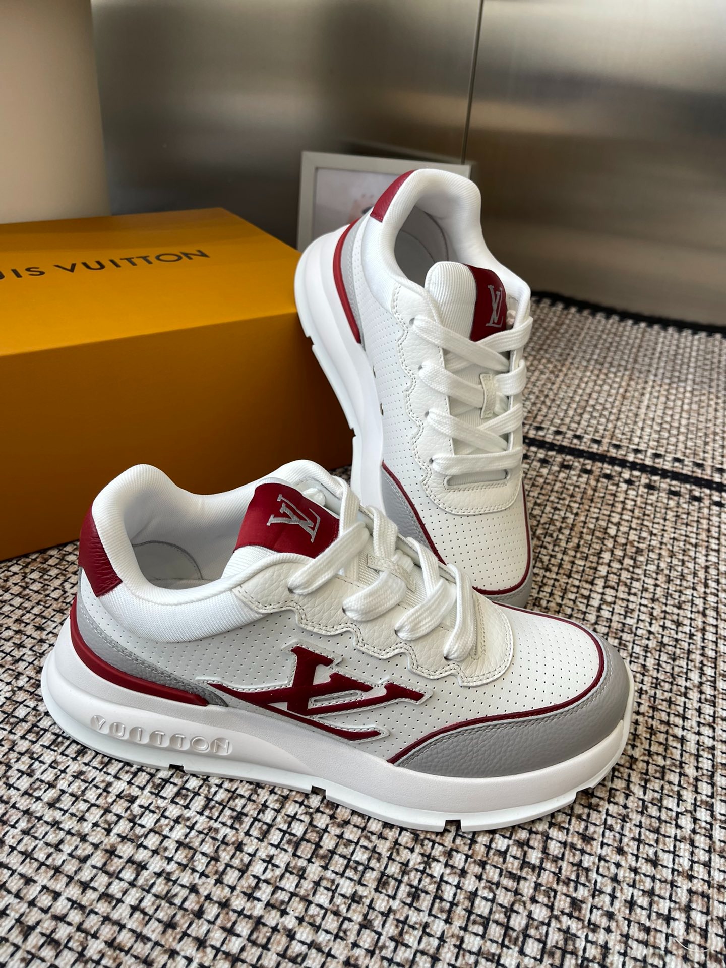 루이비통 뉴 클래식 스니커즈