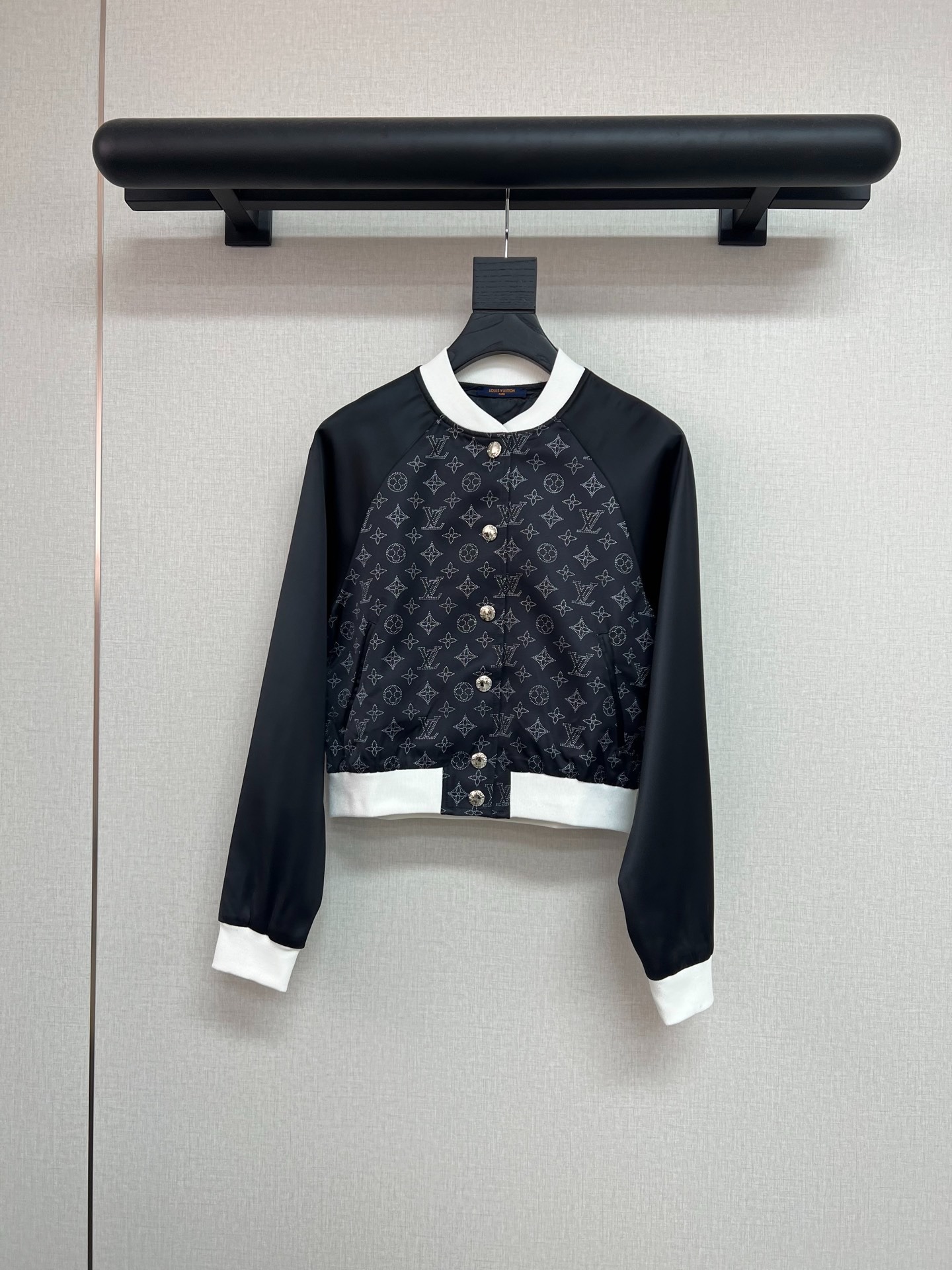 루이비통 신상 테일러드 코트