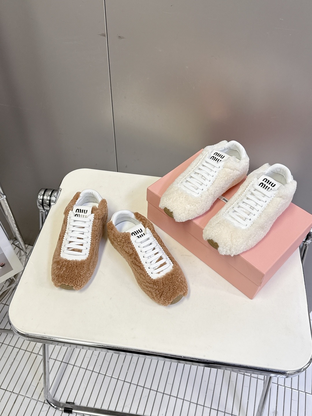 미우미우 신상 가보시 털 슈즈