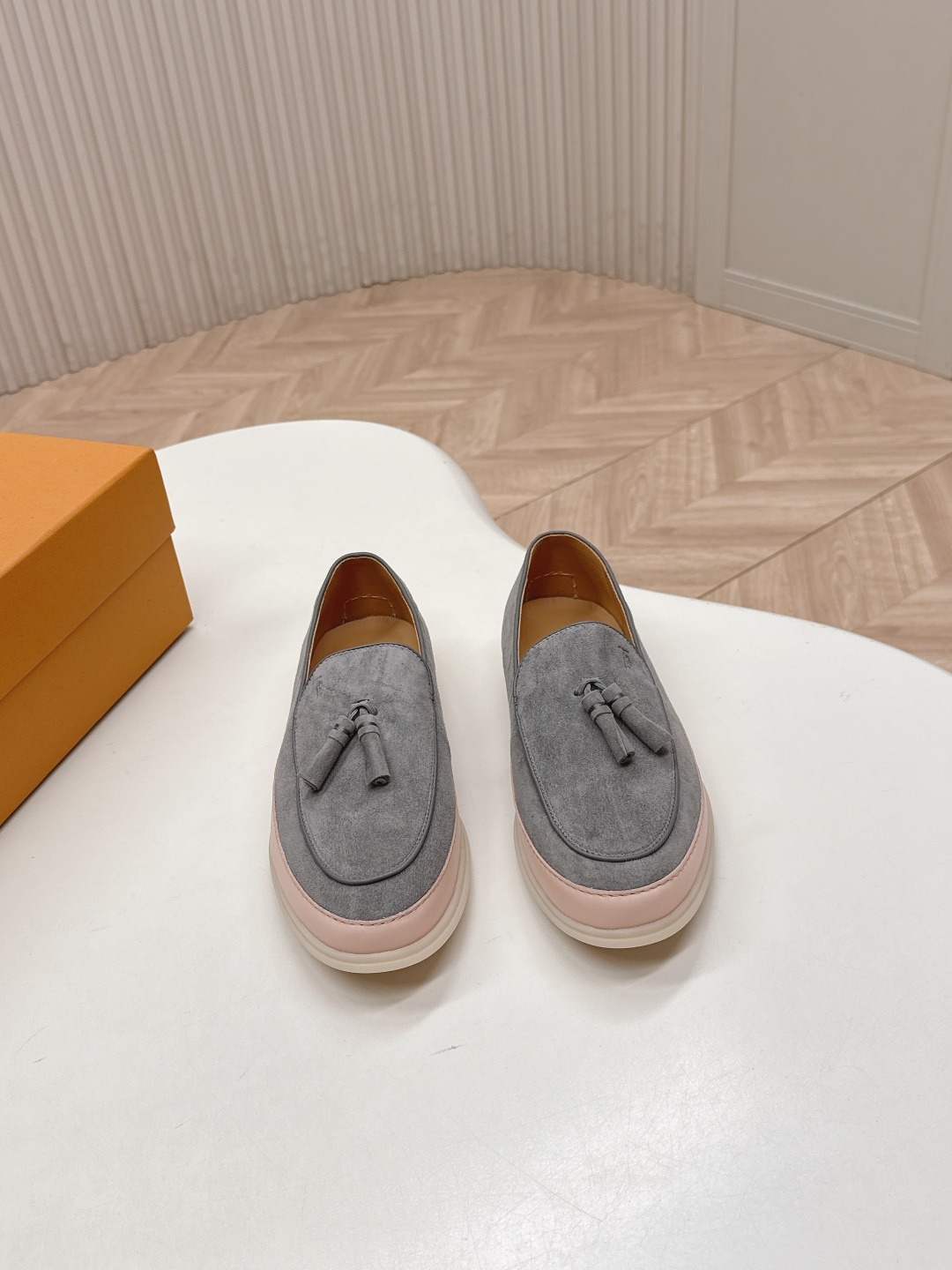 토즈 신상 태슬 로퍼