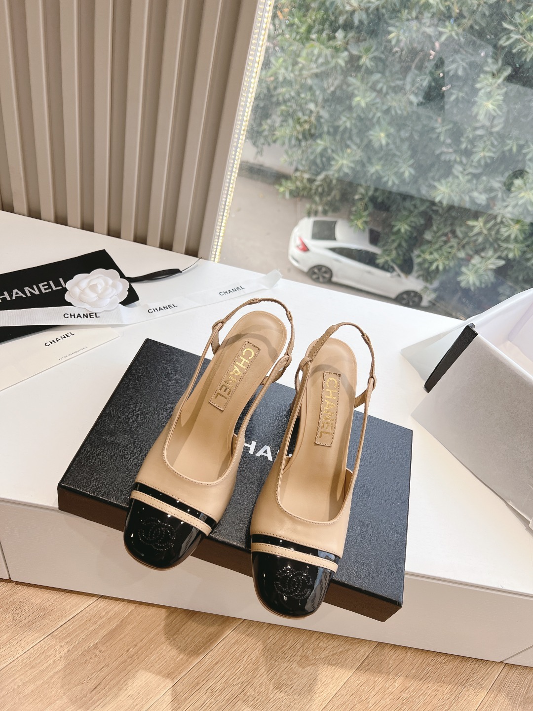 샤넬 24s 이른 봄 신상 탑 스퀘어 굽 샌들