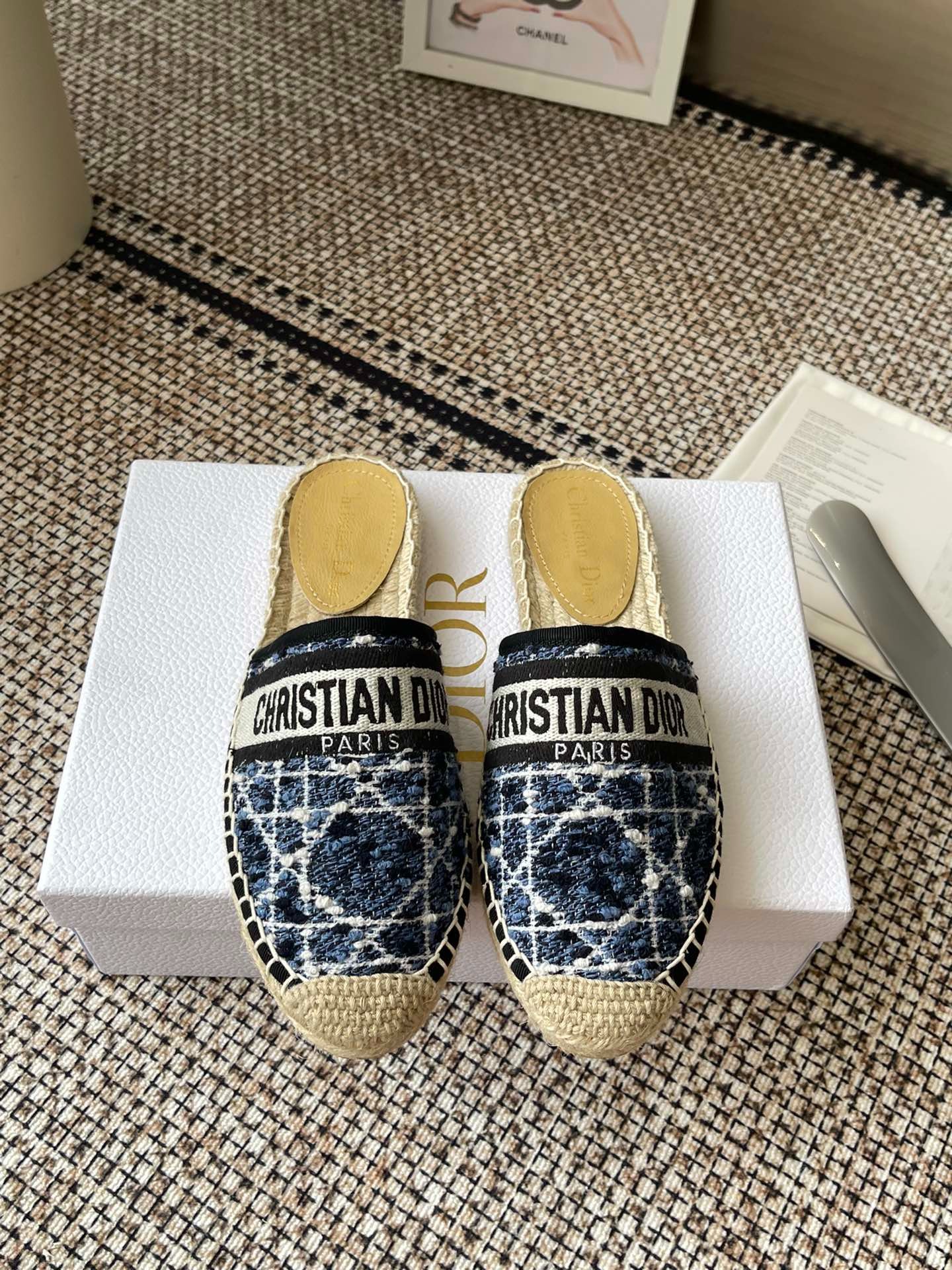 디올 25ss 오블리크 에스파듀