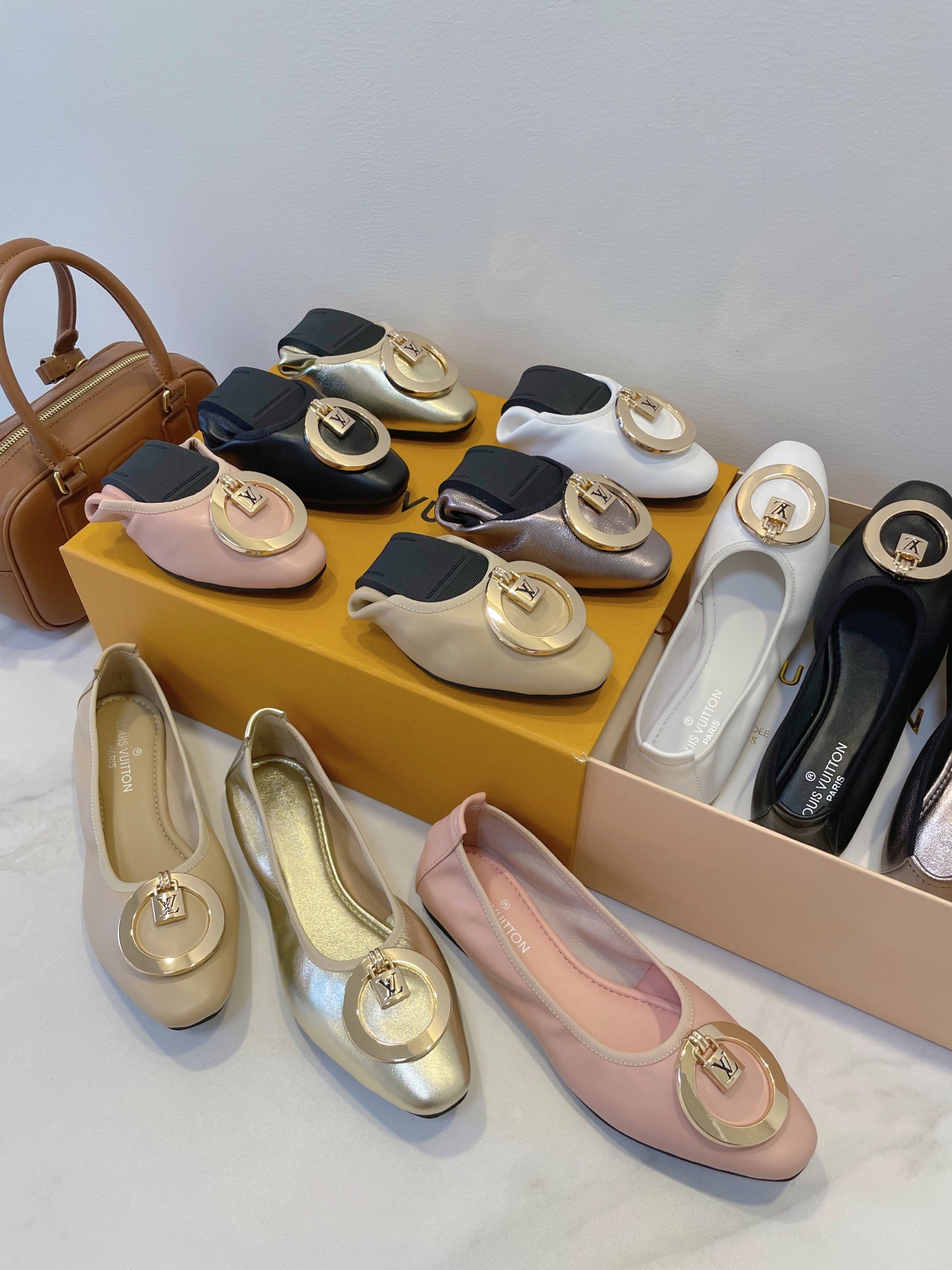 루이비통 신상 발레 단화