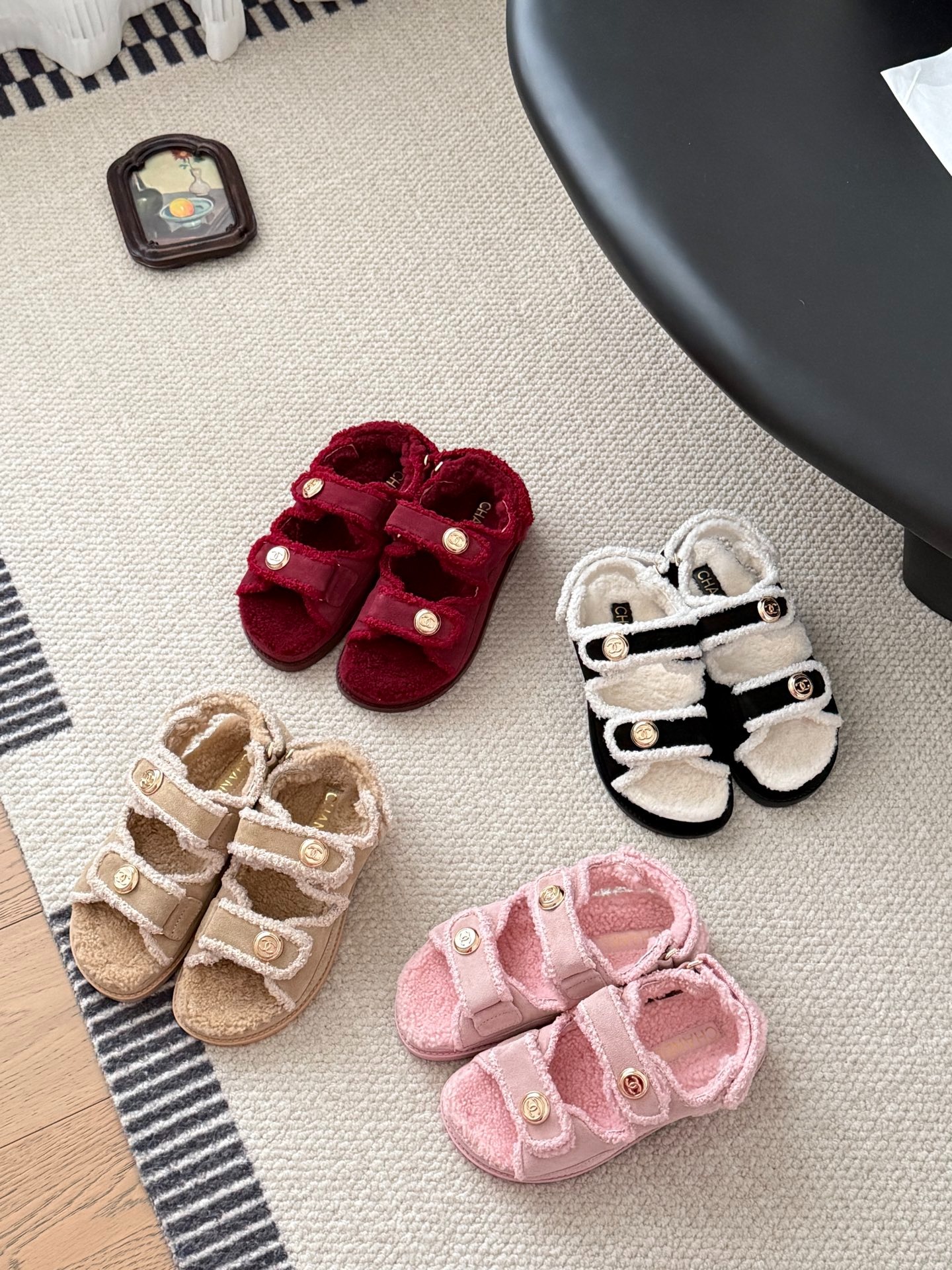 샤넬25 신상 울 벨크로 샌들