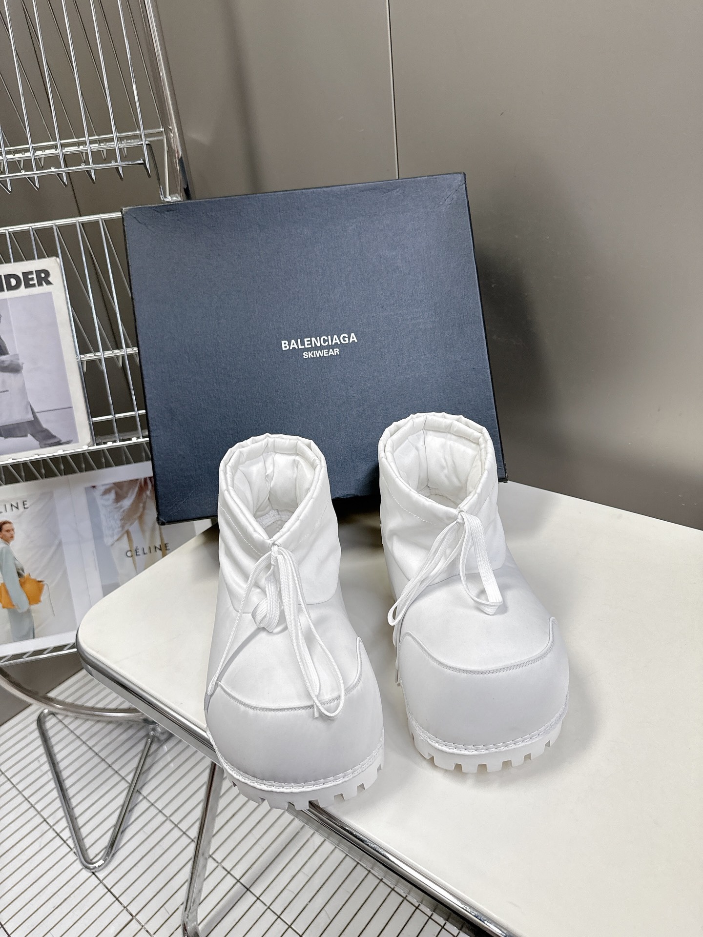 발렌시아가 신상 커플 알래스카 스노우 부츠