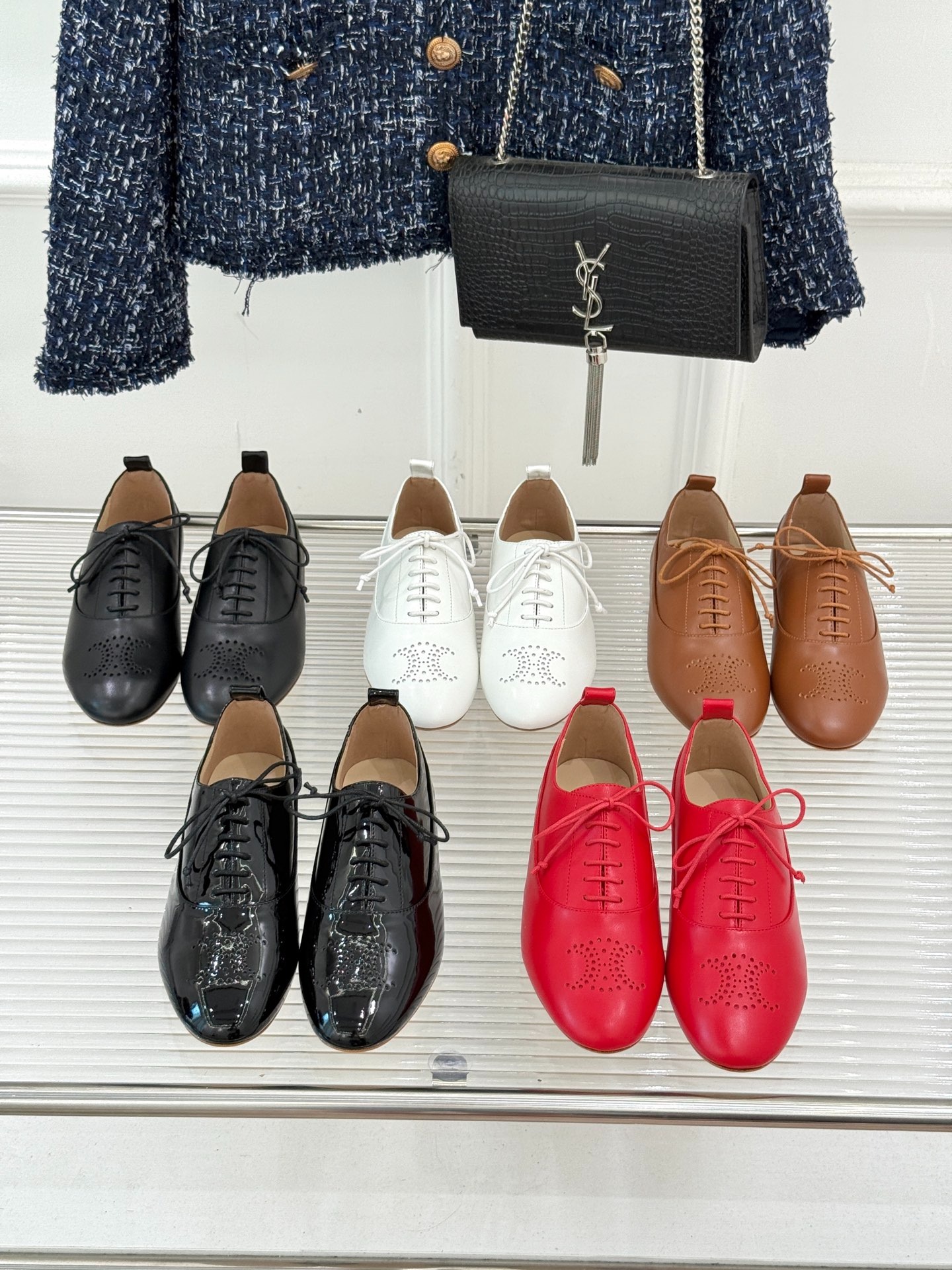 셀린느 25WF 신상 스니커즈