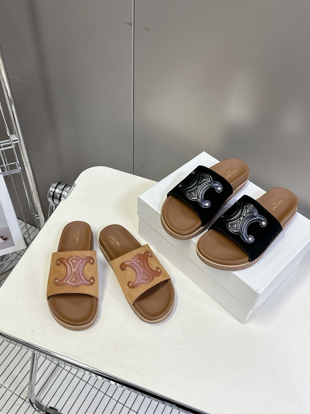 셀린느 봄여름 신상 버켄슬리퍼