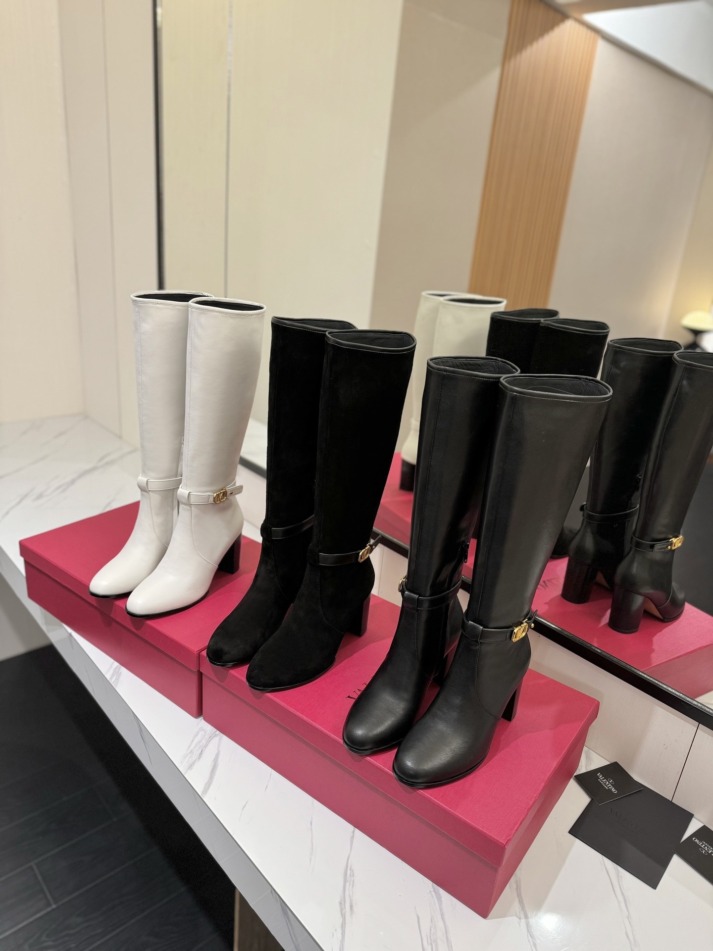 발렌티노 25 신상 하이 부츠