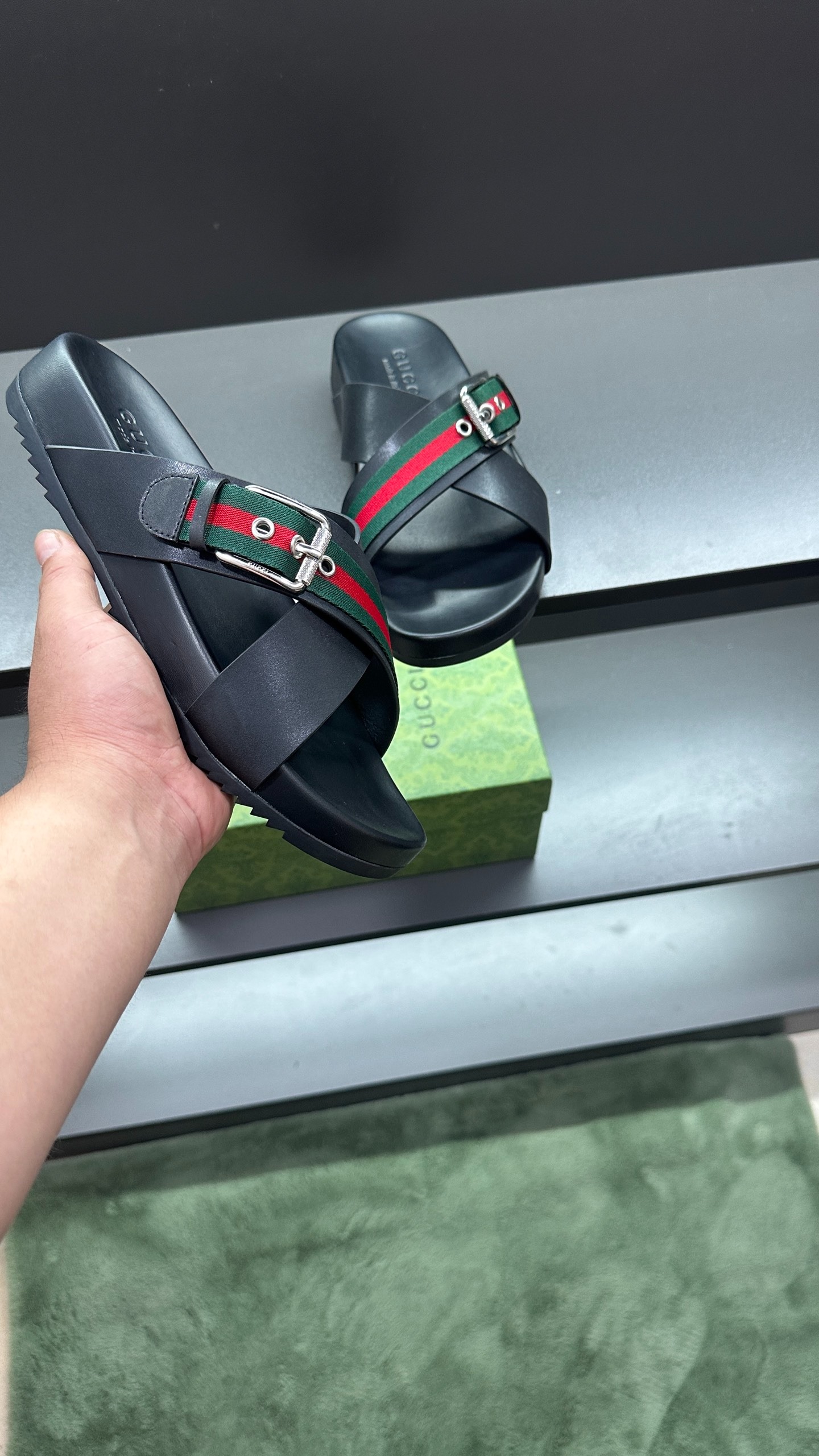 구찌 신상 슬리퍼