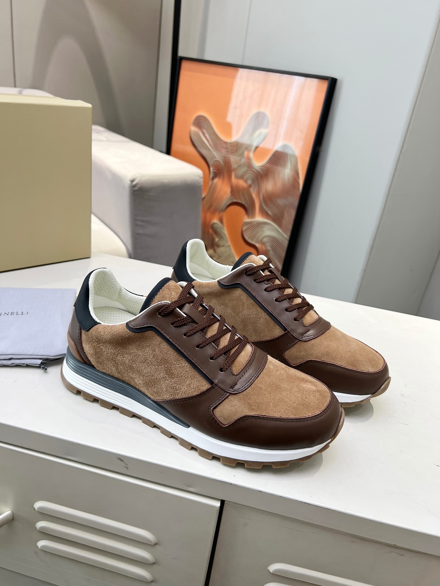 브루넬로쿠치넬리 쿠치넬리 스웨이드&가죽 남성 스니커즈