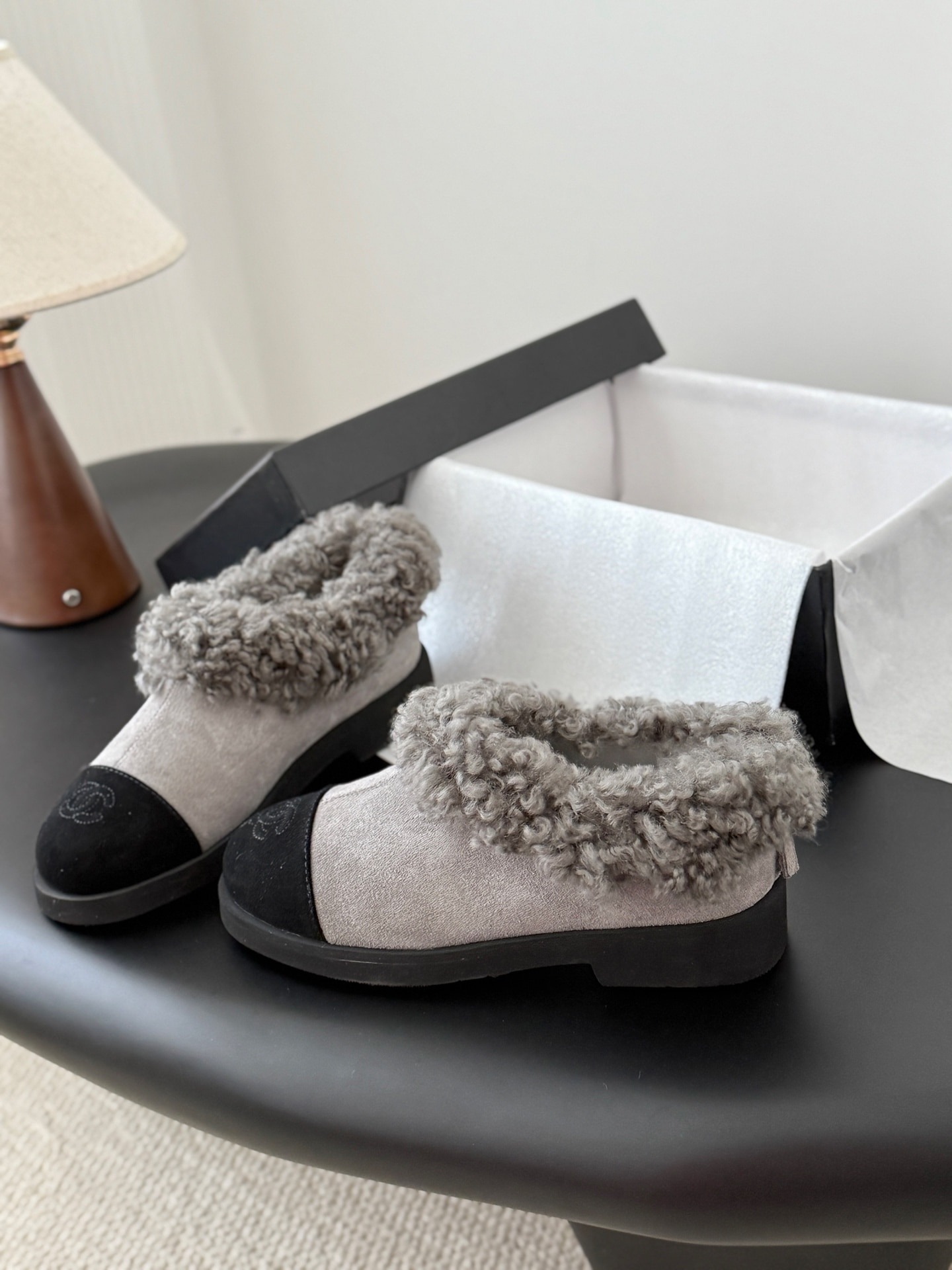 샤넬 25K 신상 스노우 부츠