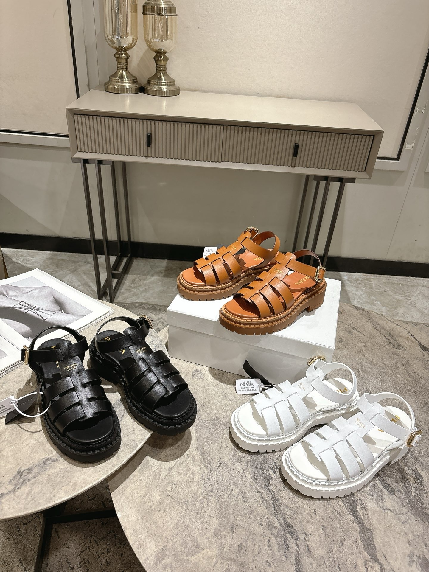 프라다 25ss 로마 메쉬 샌들