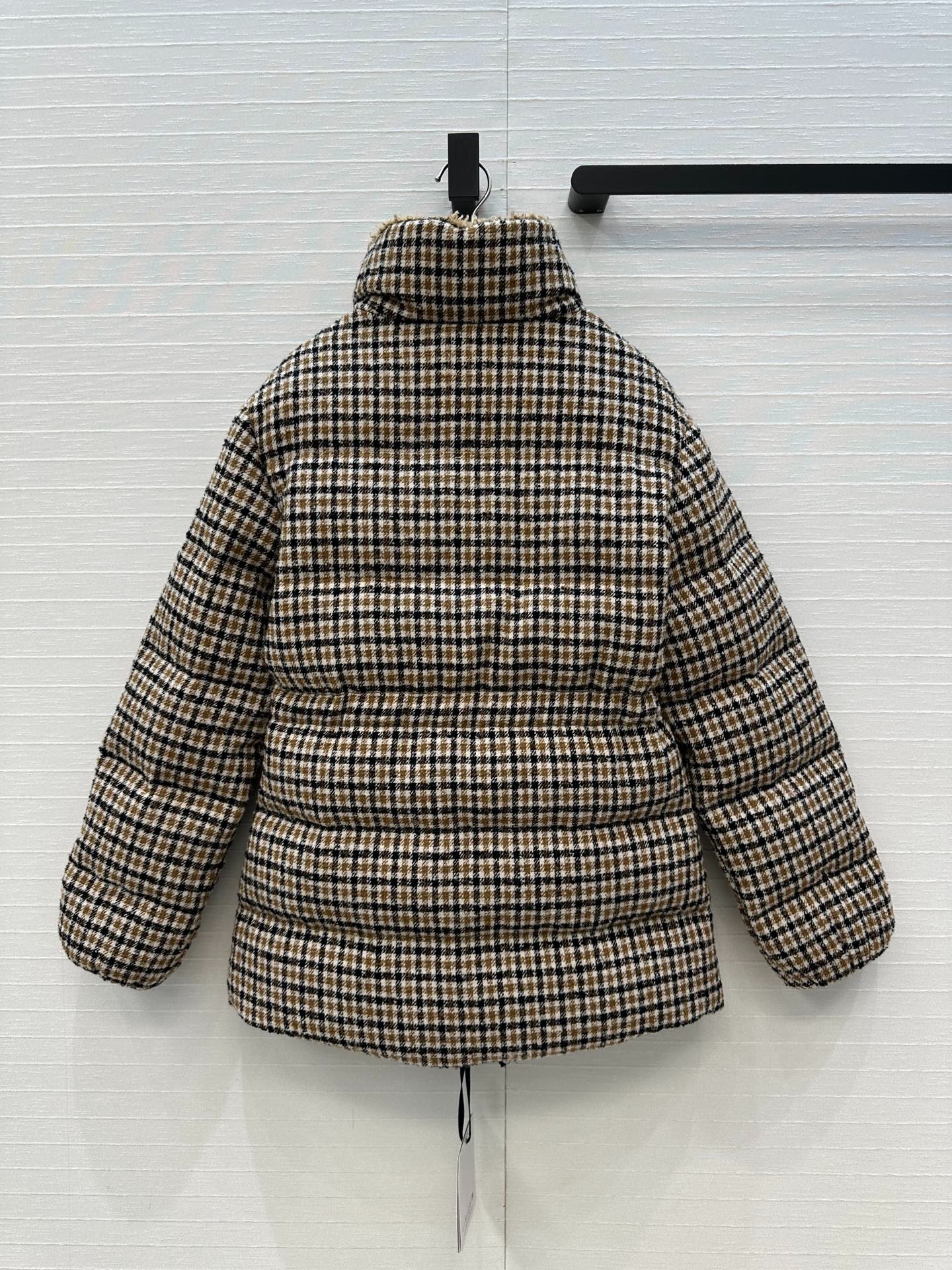 몽클레어 울 하운드투스 패딩