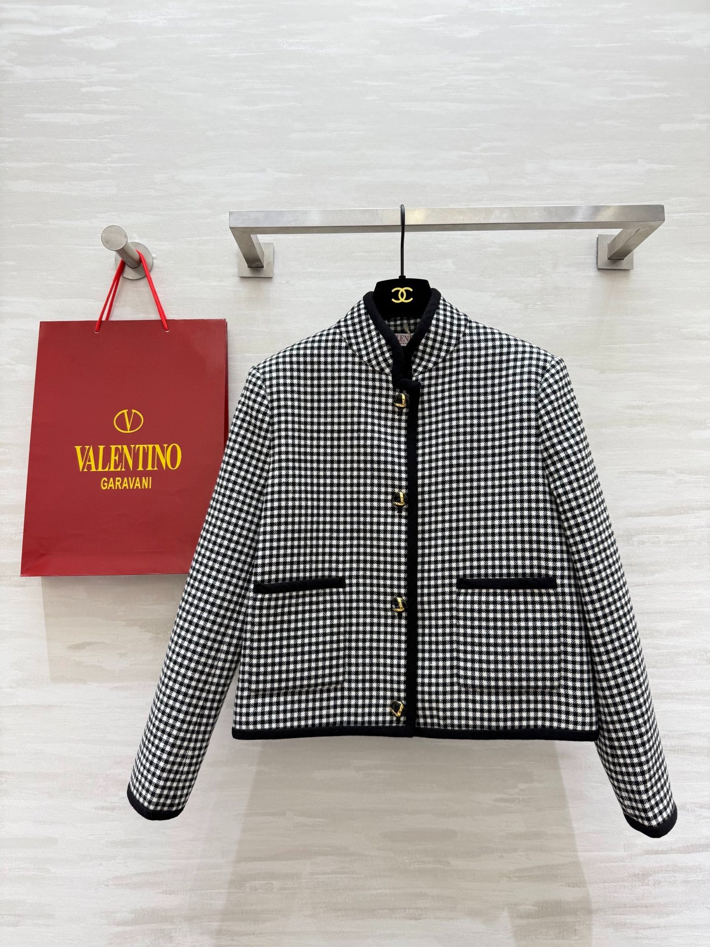 발렌티노 신상 울혼방 체크코트