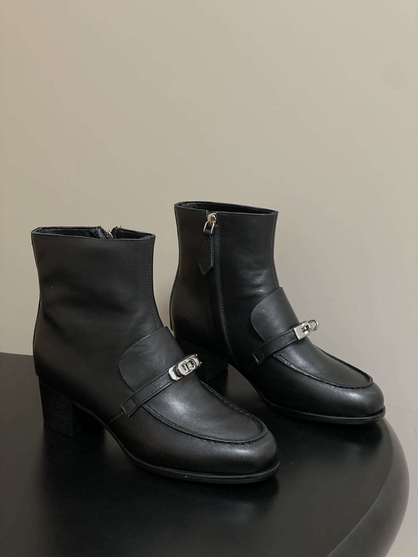 에르메스 25Fw 신상 켈시 앵클부츠