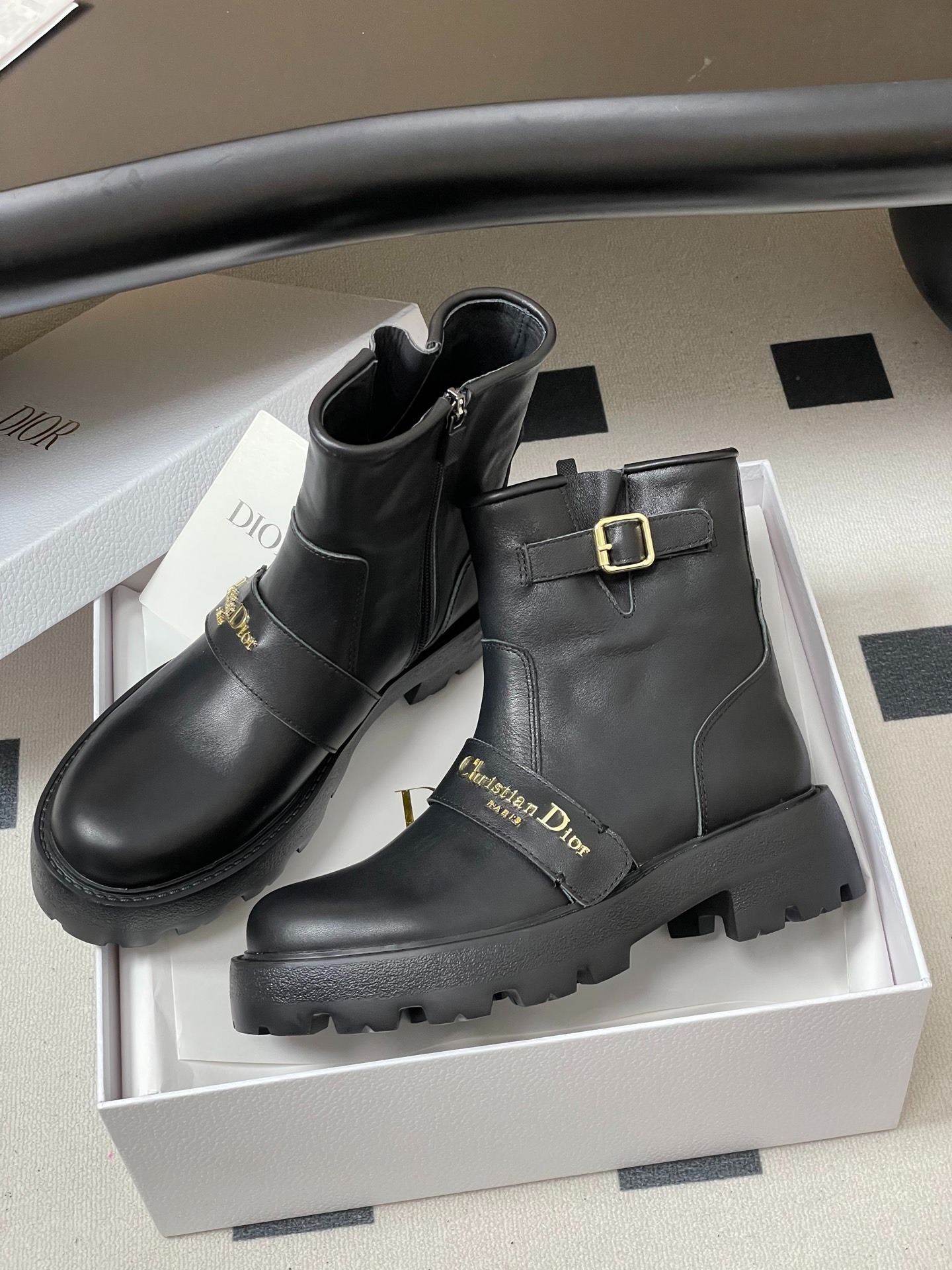 디올 25ss 신상 라이더부츠