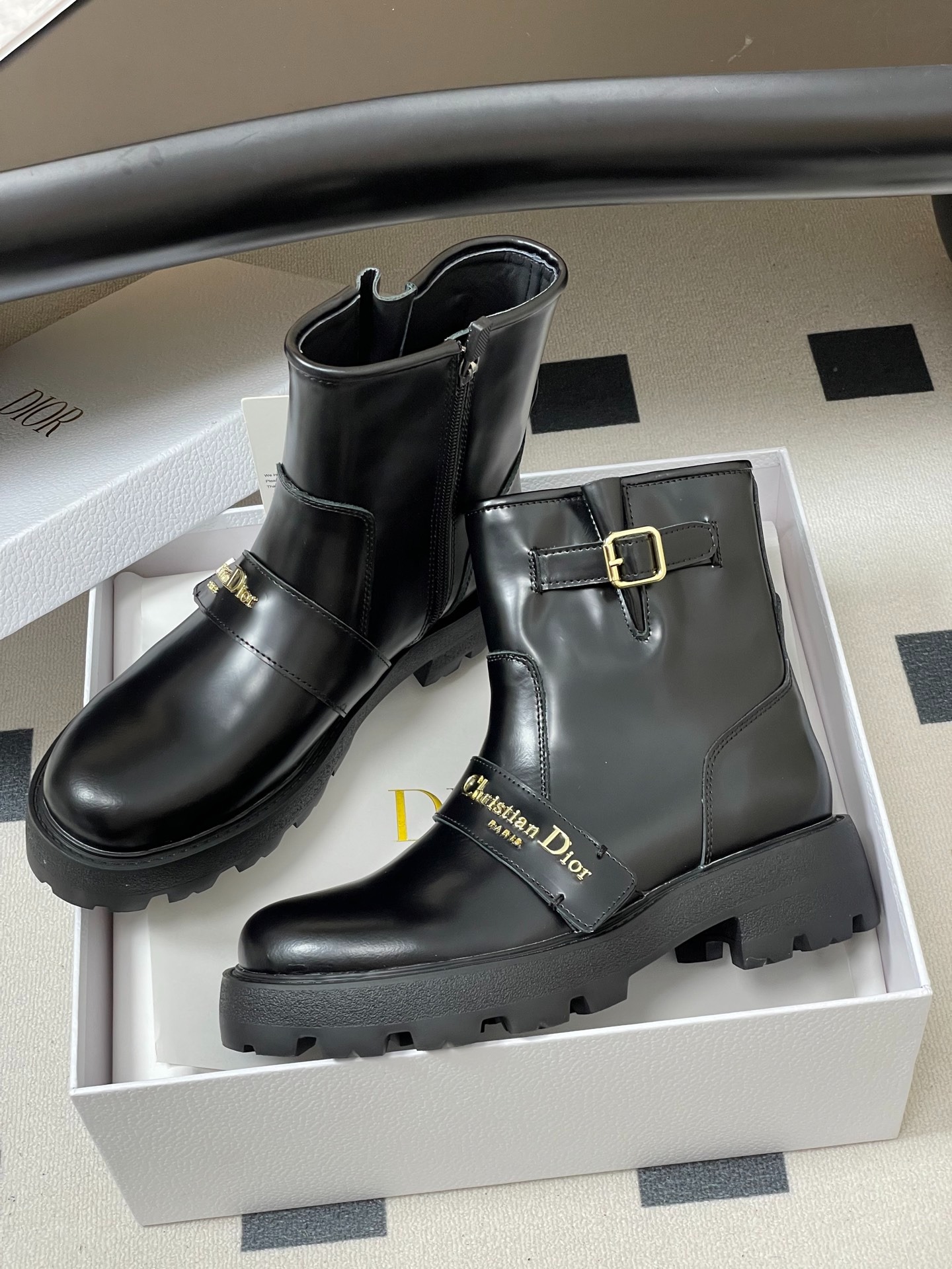 디올 25ss 신상 라이더부츠