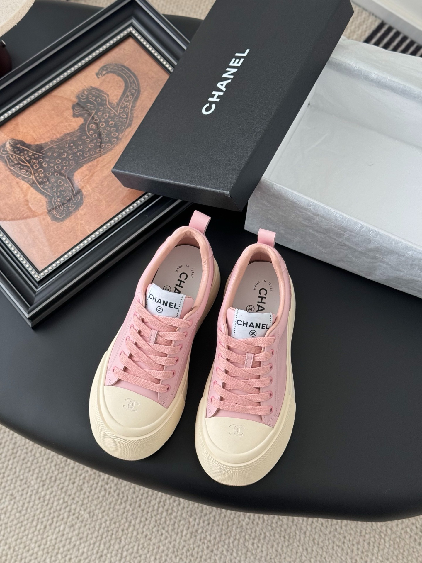 샤넬 프리미엄 퀄리티 통굽 스니커즈