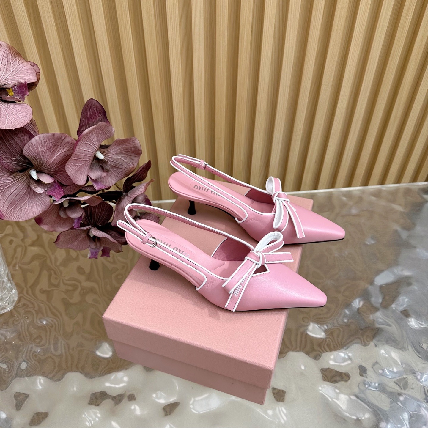 미우미우 신상 리본힐