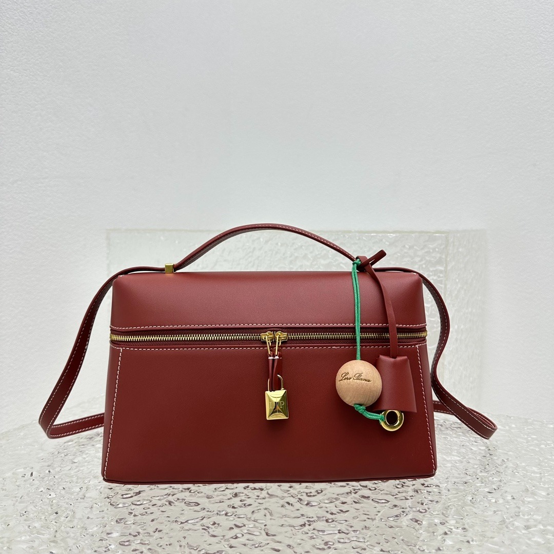 로로피아나 Extra 엑스트라 포켓 bag 27