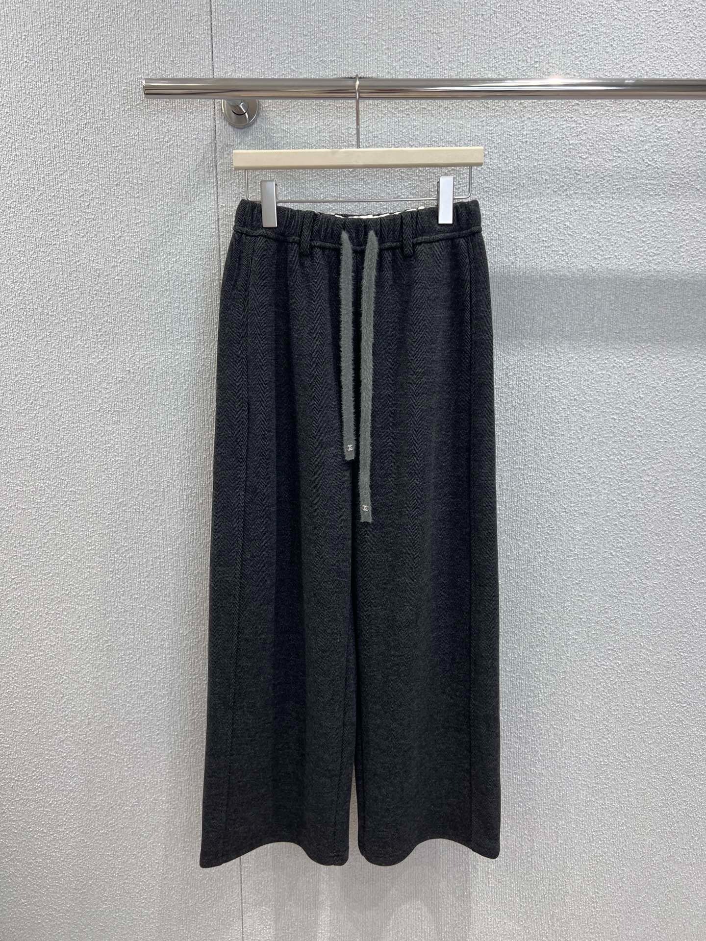 샤넬 25FW 신상 스트링 울 캐주얼 바지