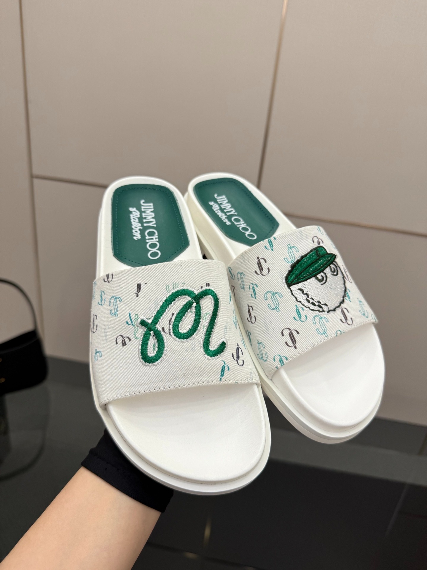 지미추 비치 슬리퍼