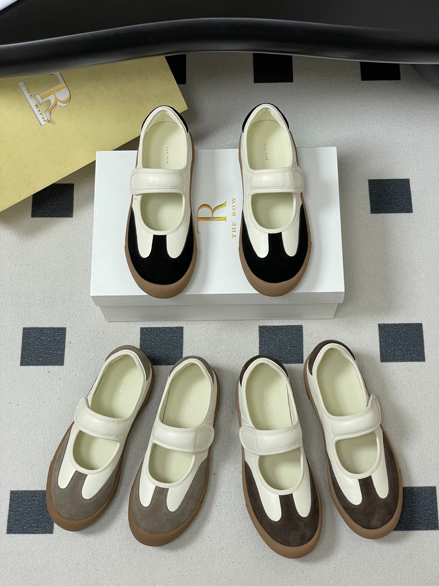 더로우 25 신상 벨크로 플랫슈즈