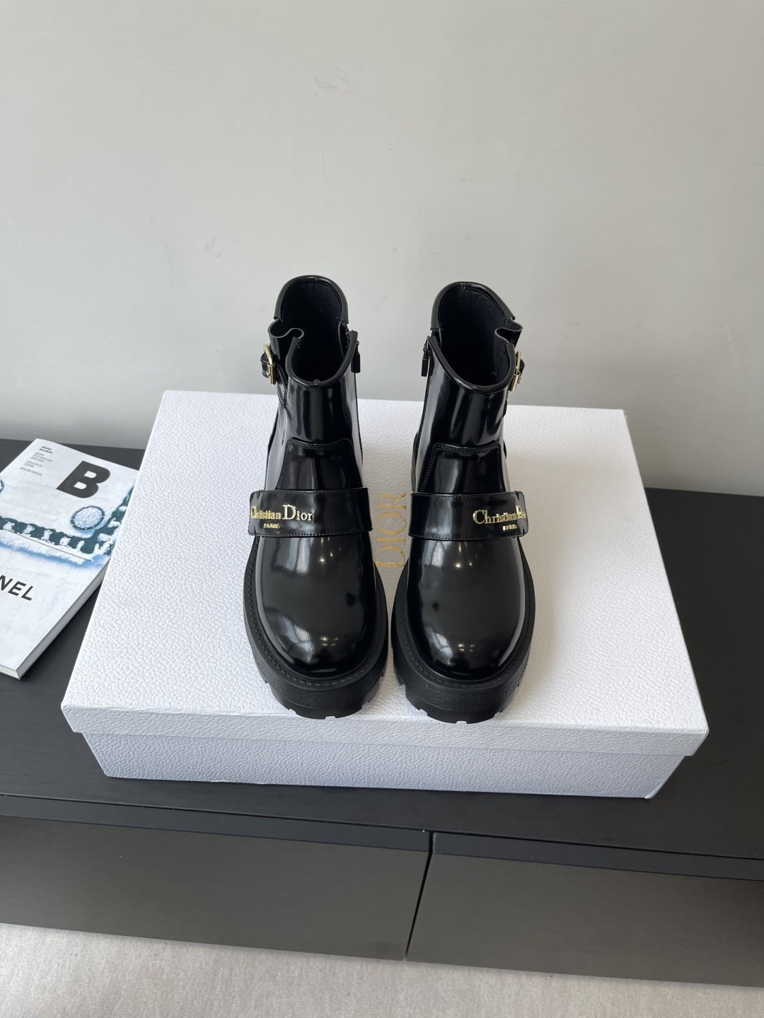 디올 25ss 가을/겨울 신상 블록 부츠