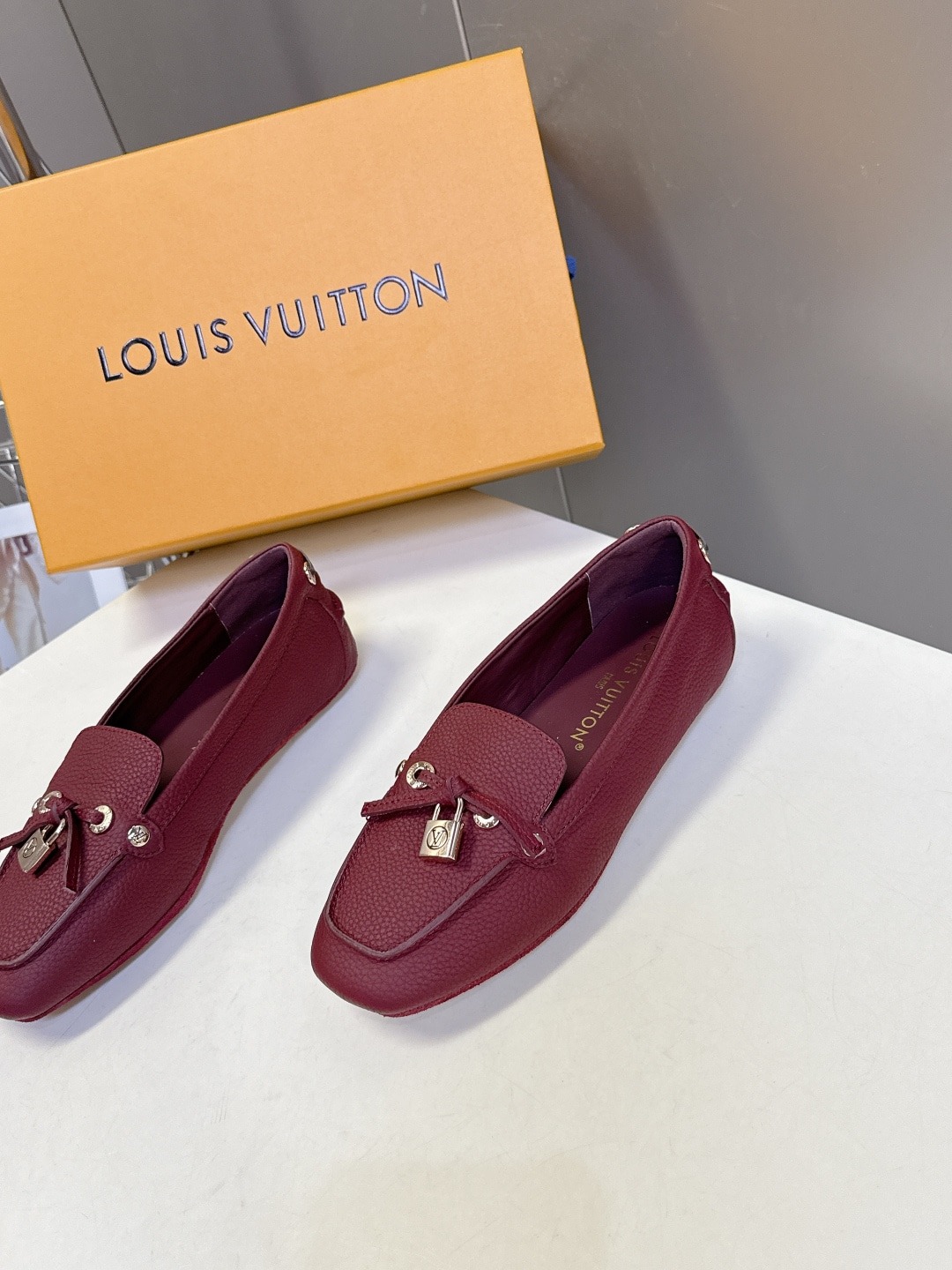 루이비통 가을/겨울 신상 로퍼