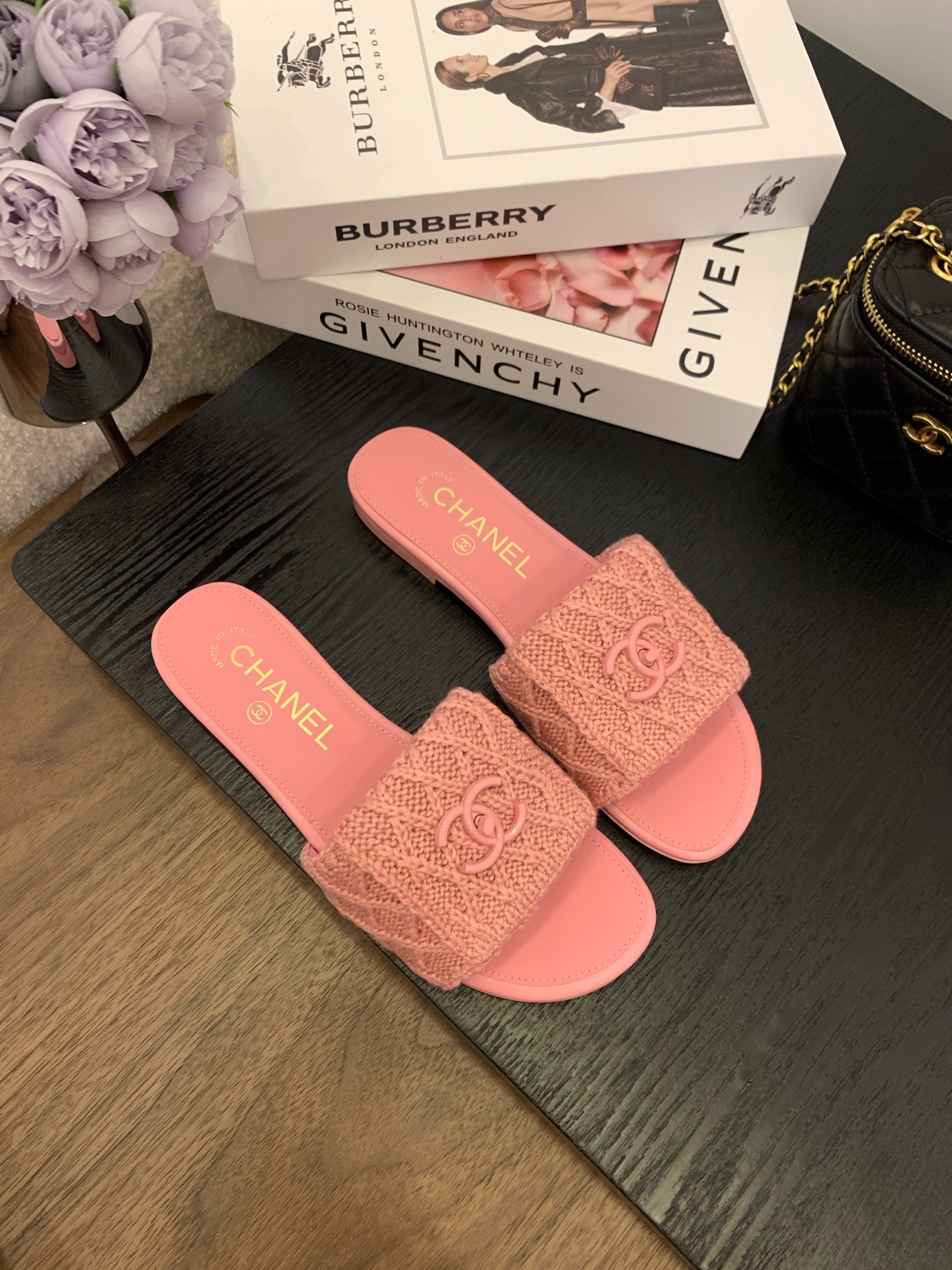 샤넬 25 신상 니트 슬리퍼