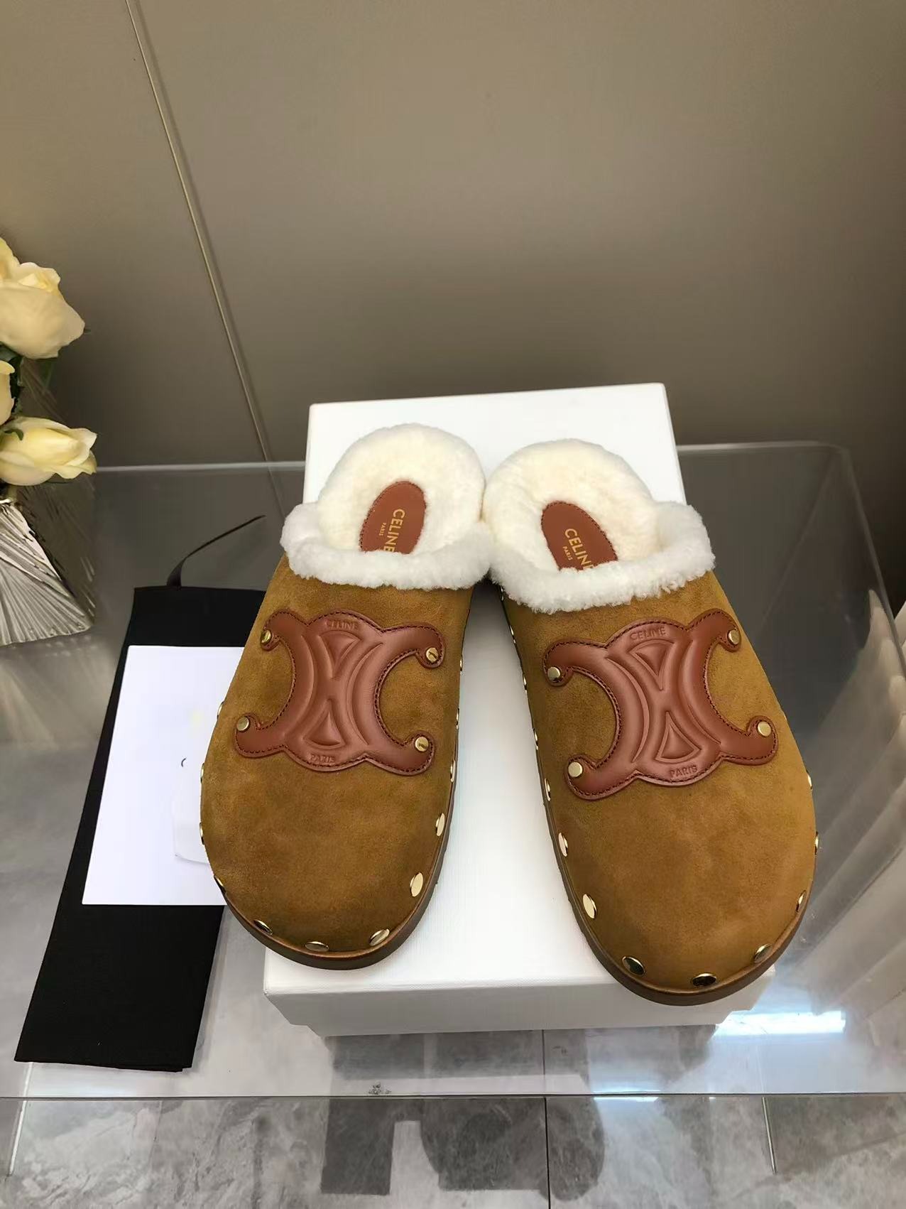 셀린느 양털 세미 슬리퍼