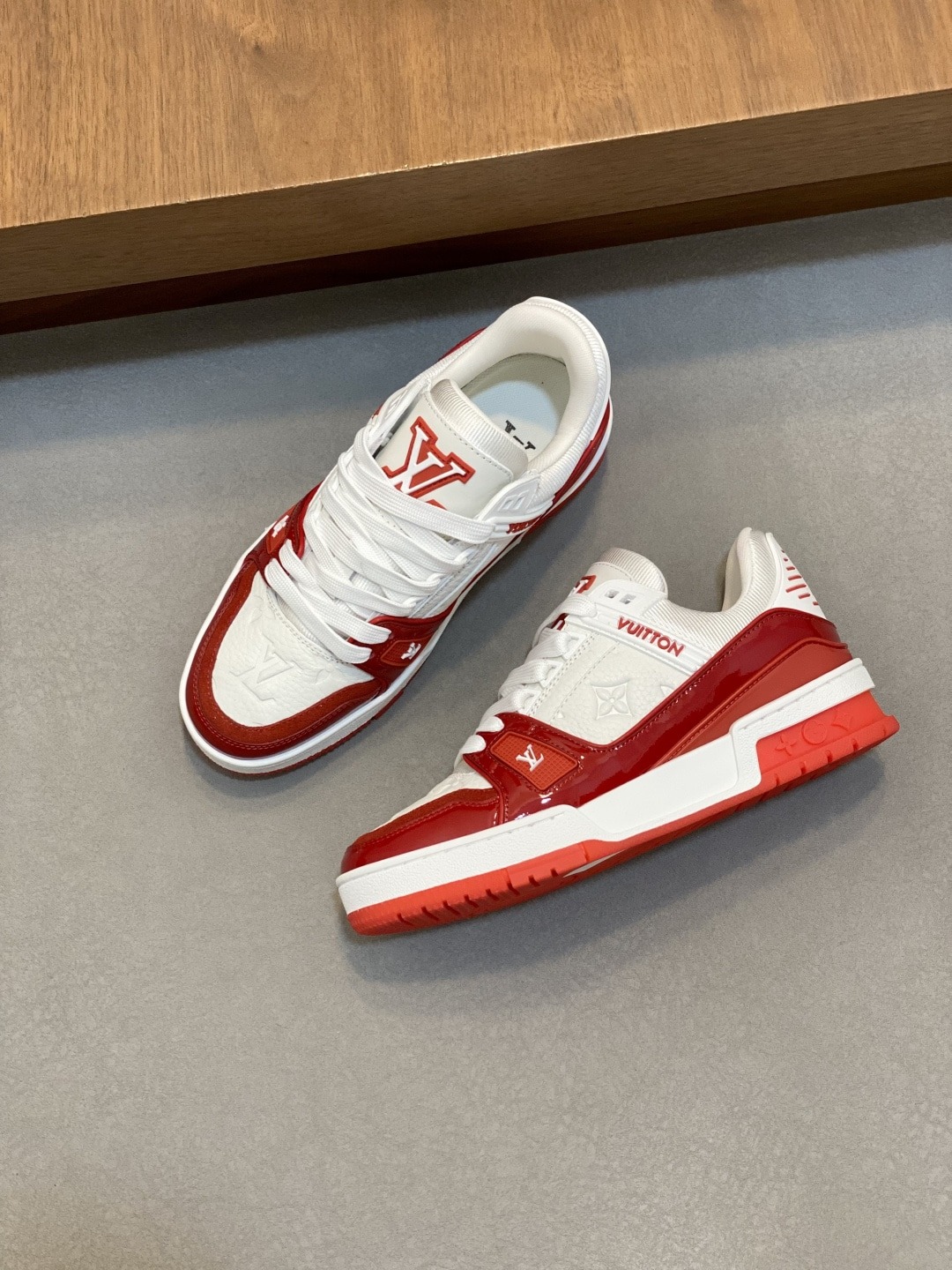 루이비통 신상 트레이너 남성 스니커즈