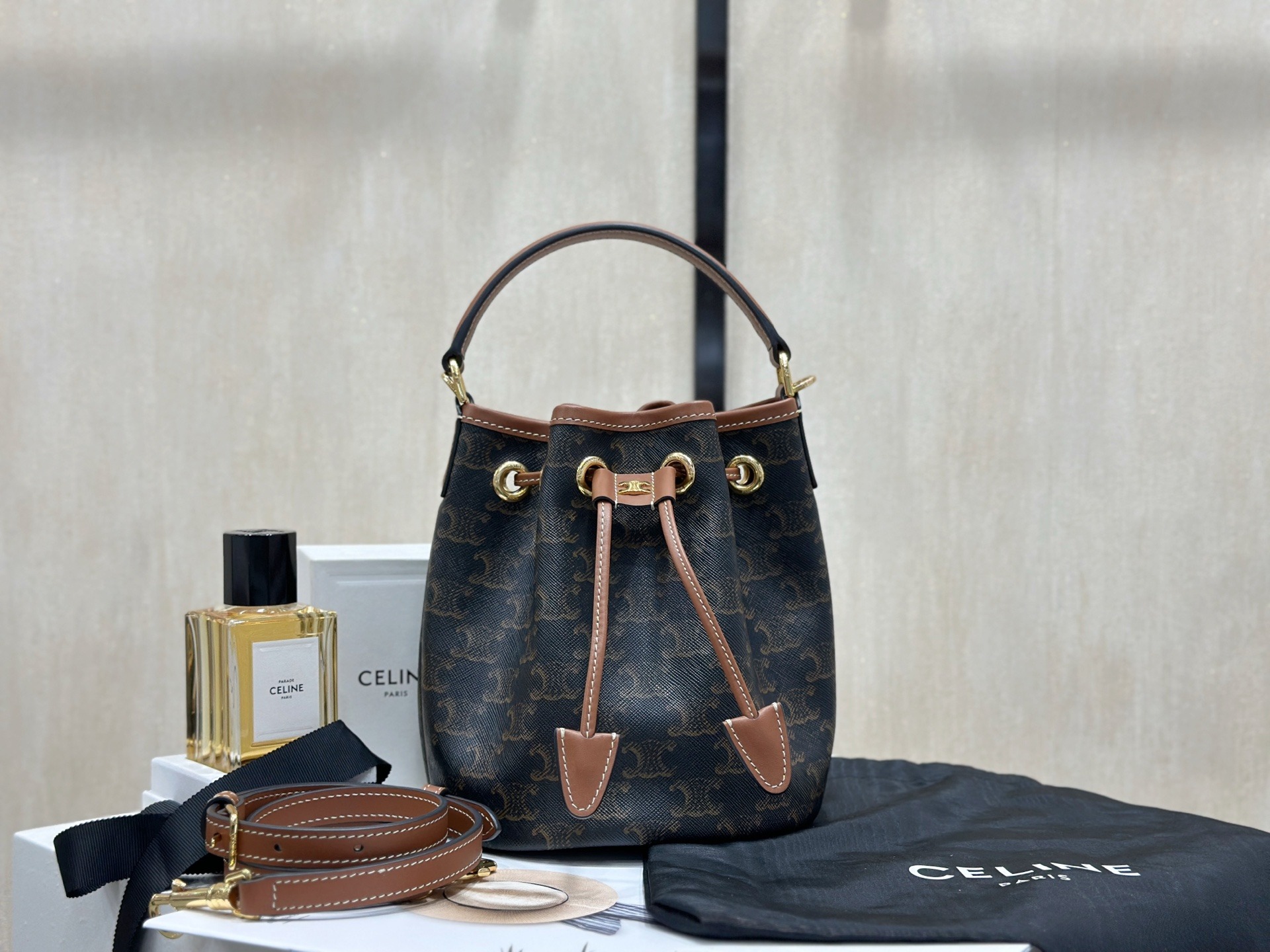 셀린느 틴 클라라 백